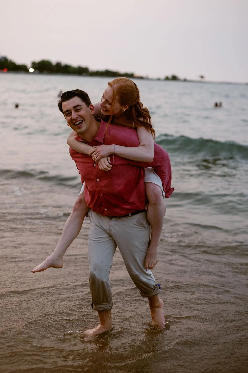North_Avenue_Beach_Engagement_Session-1 (44).jpg