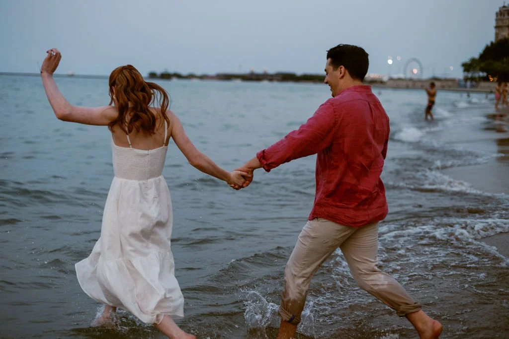 North_Avenue_Beach_Engagement_Session-1 (46).jpg