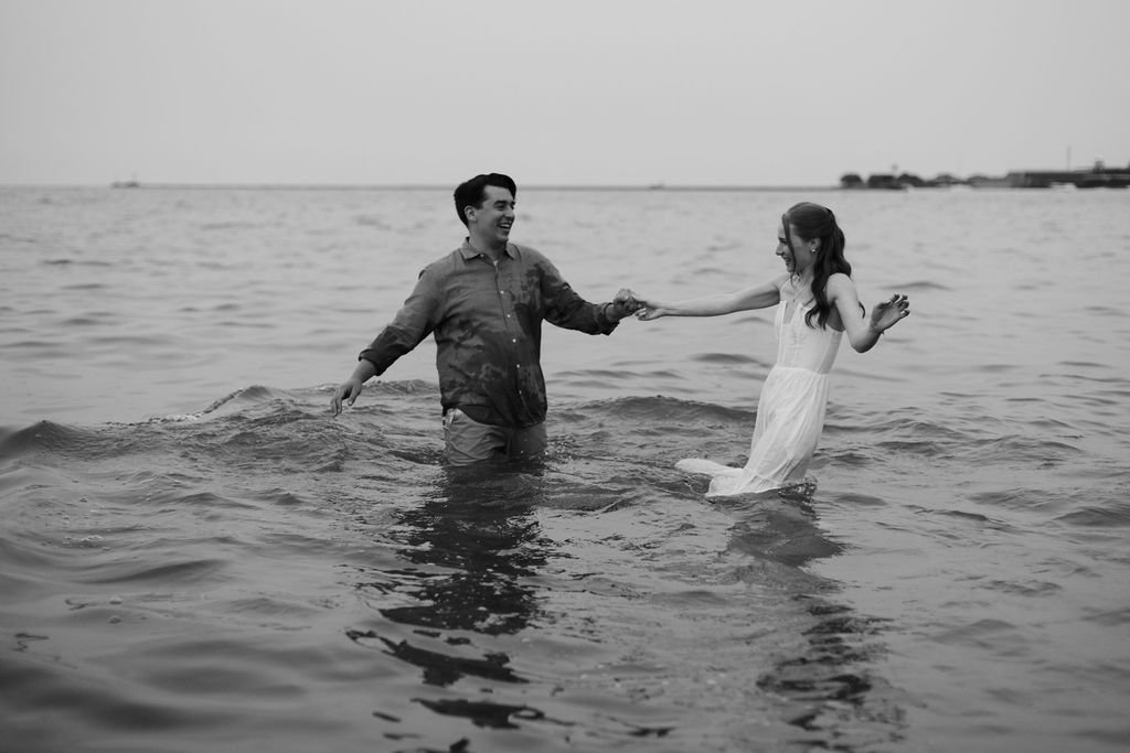 North_Avenue_Beach_Engagement_Session-1 (47).jpg
