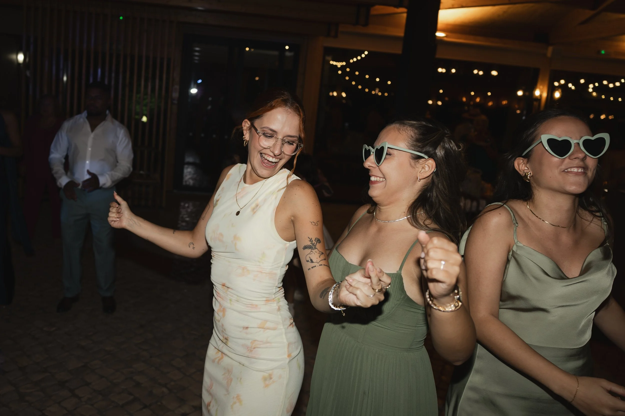 DEBORA&GABRIEL-1170_MARIANATOMAZPH.jpg