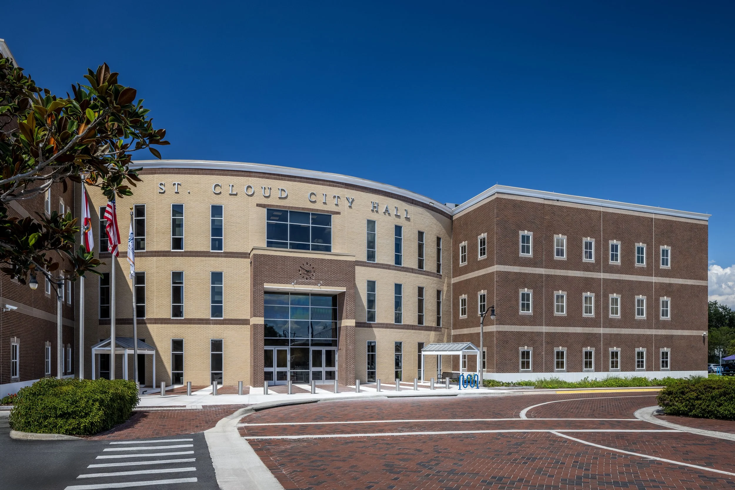 StCloudCityHall_001.jpg