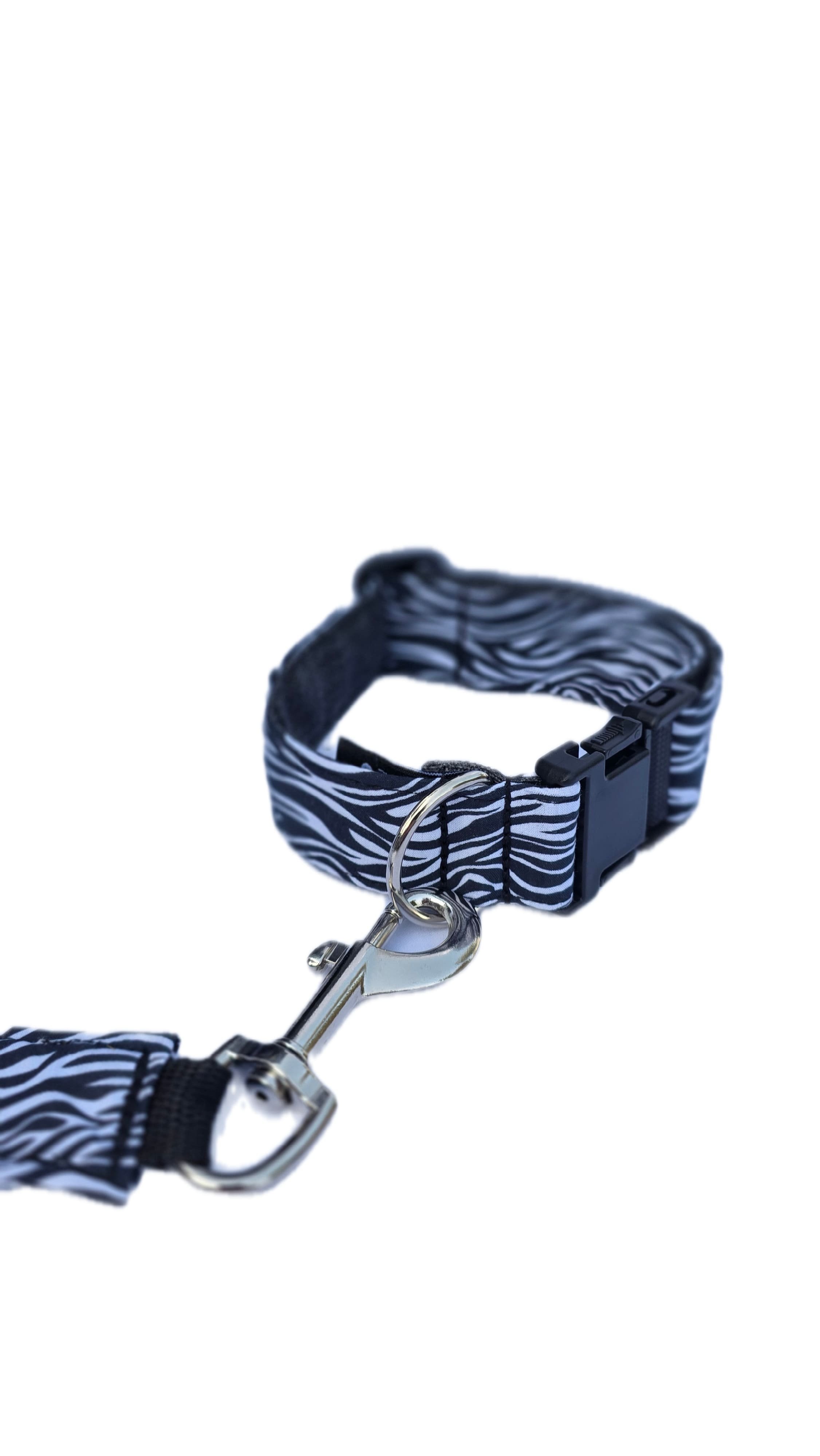 COLLAR PARA PERROS CEBRA