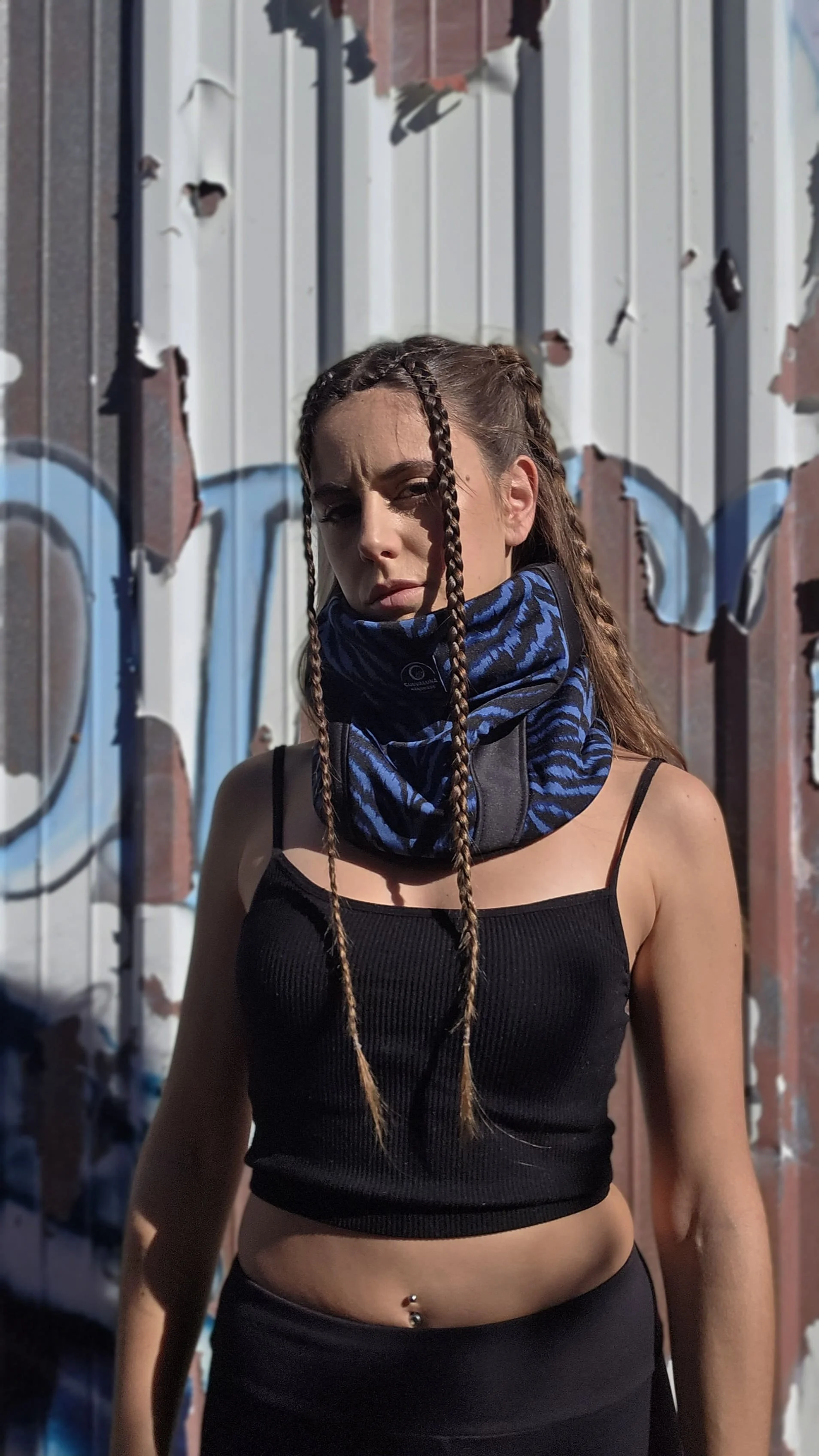 CUELLO○CEBRA AZUL CON FRANJA LATERAL○