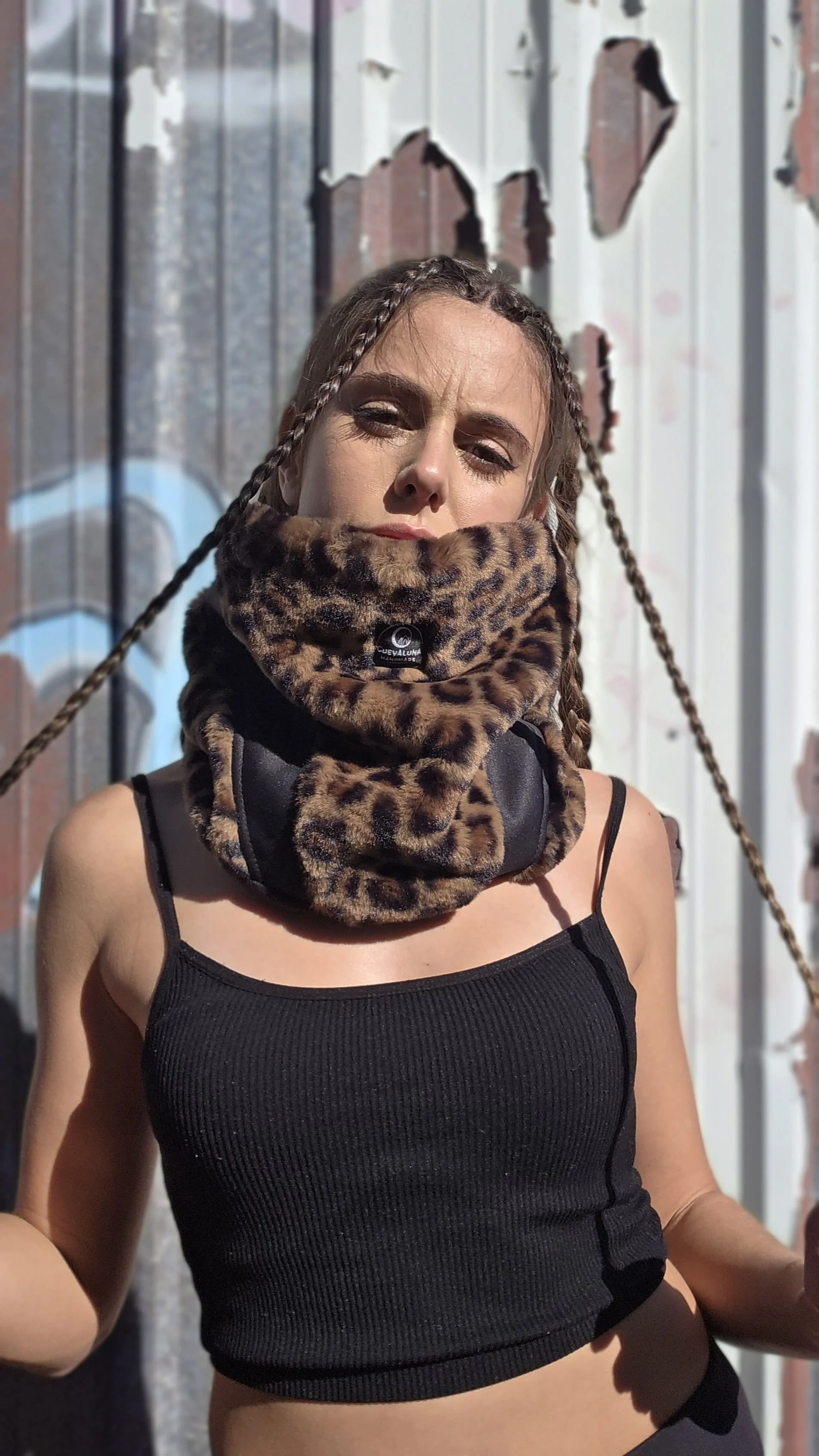 CUELLO○LEOPARDO MUY SUAVE CON FRANJA LATERAL○