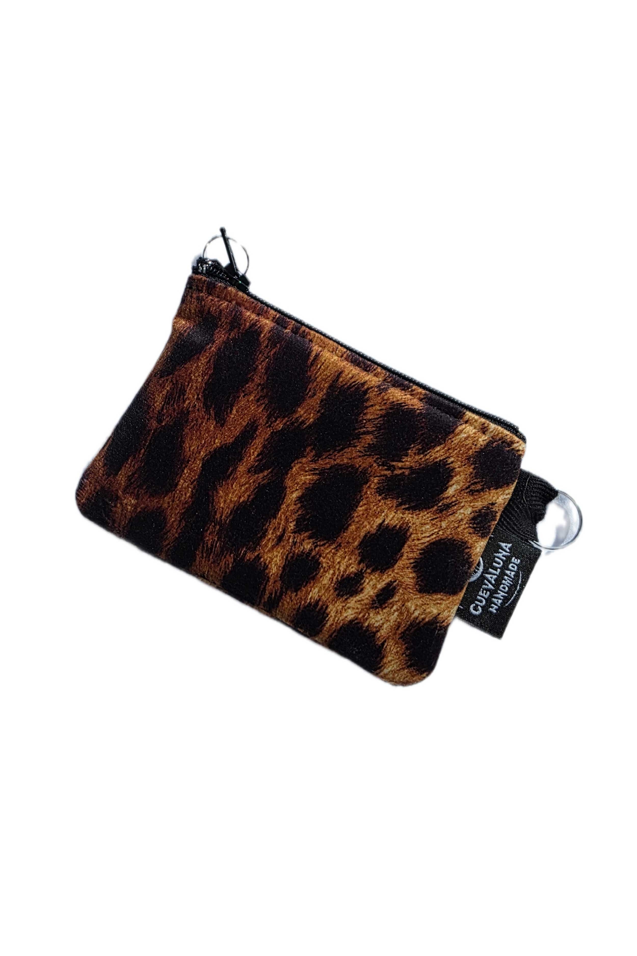 cuevaluna-monedero-leopardo-1.jpg