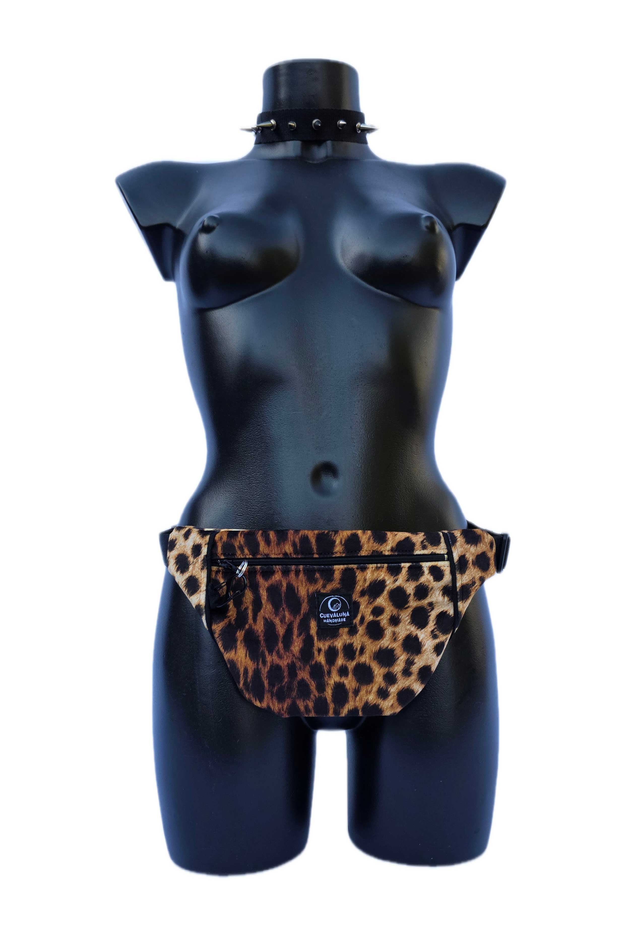 cuevaluna-rinonera-leopard-2.jpg