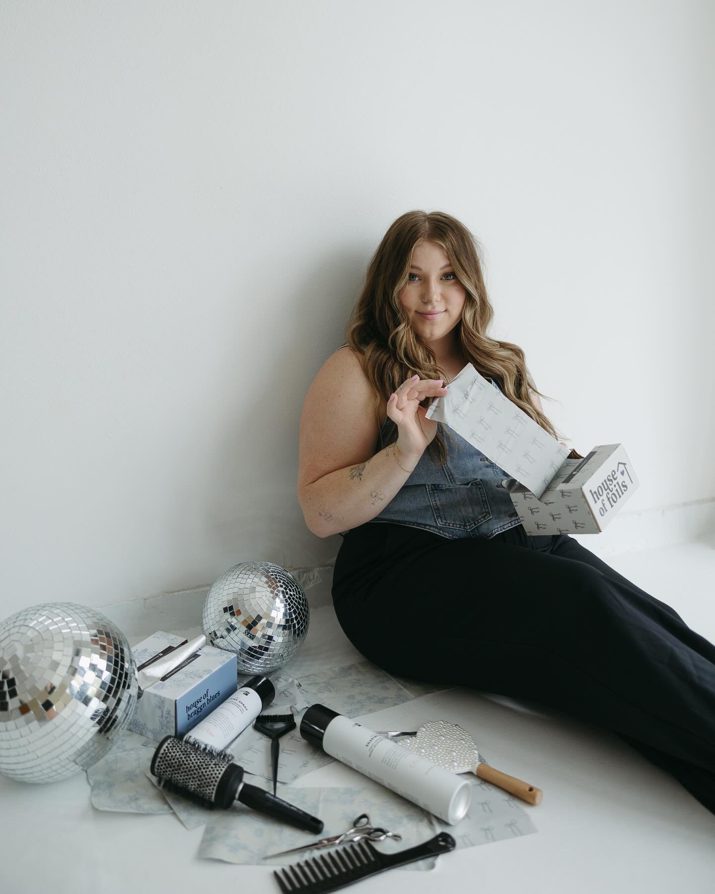 Hi I'm Madison the owner of The Glamour Collective! 🌞

I wanted to pop on here &amp; re-introduce myself! Here's a few things about me:

&bull;I am married to my husband Dalton, and we have been married for almost 4 years and together for 8 

&bull;