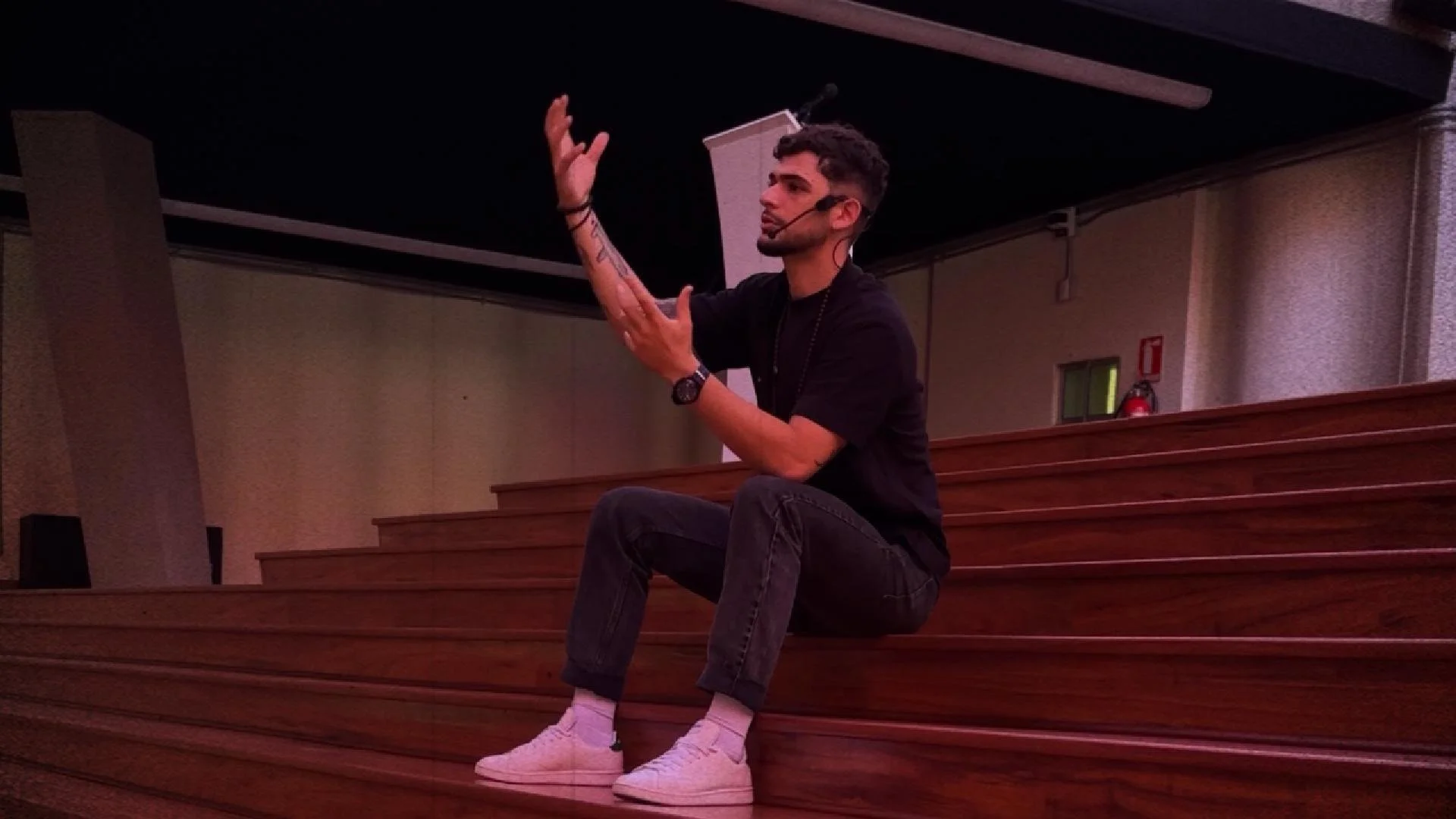 Video Conferencias Pag web-Cover.jpg