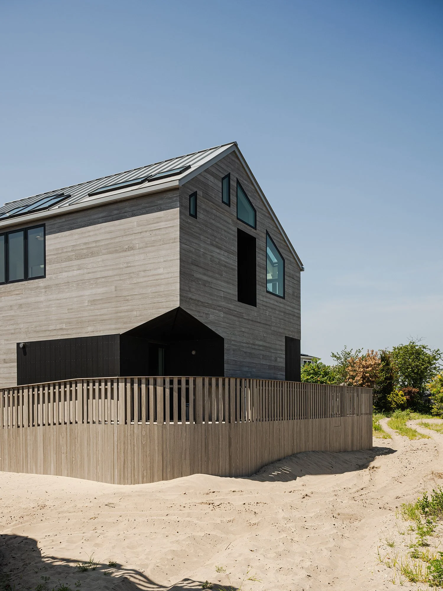 2025.07.24-BAAO-Studio---Breezy-Point-Exterior---0306.jpg