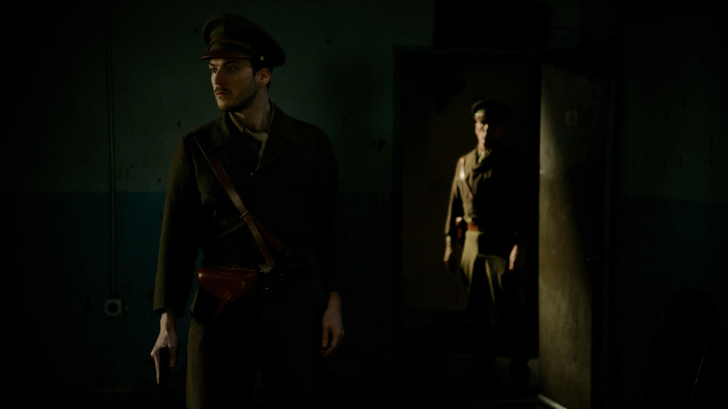 editing sequence.00_04_21_04.Still008.jpg