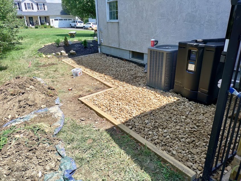 Hilliard Lisa Landscaping Job During1.jpg