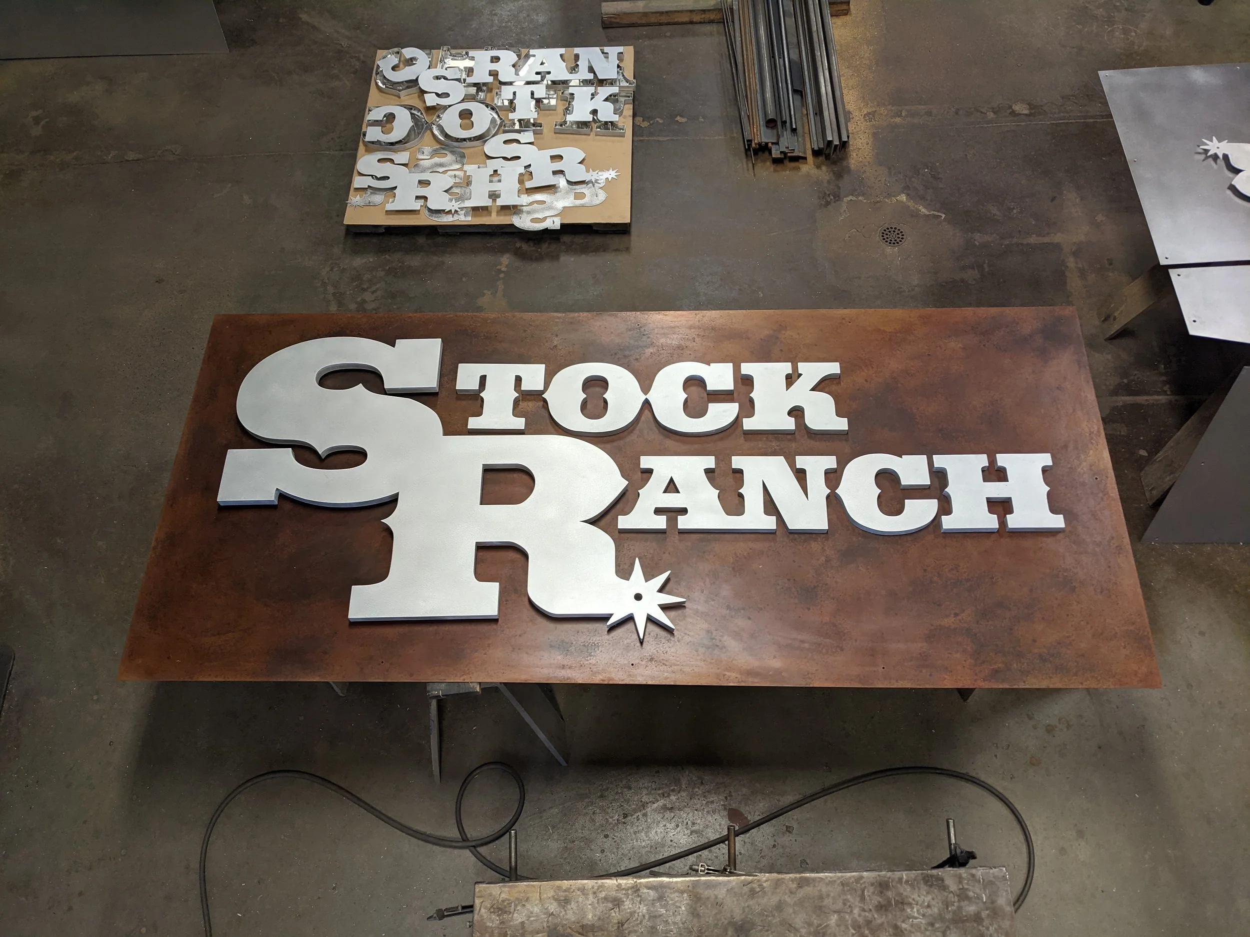 Stock, sign package