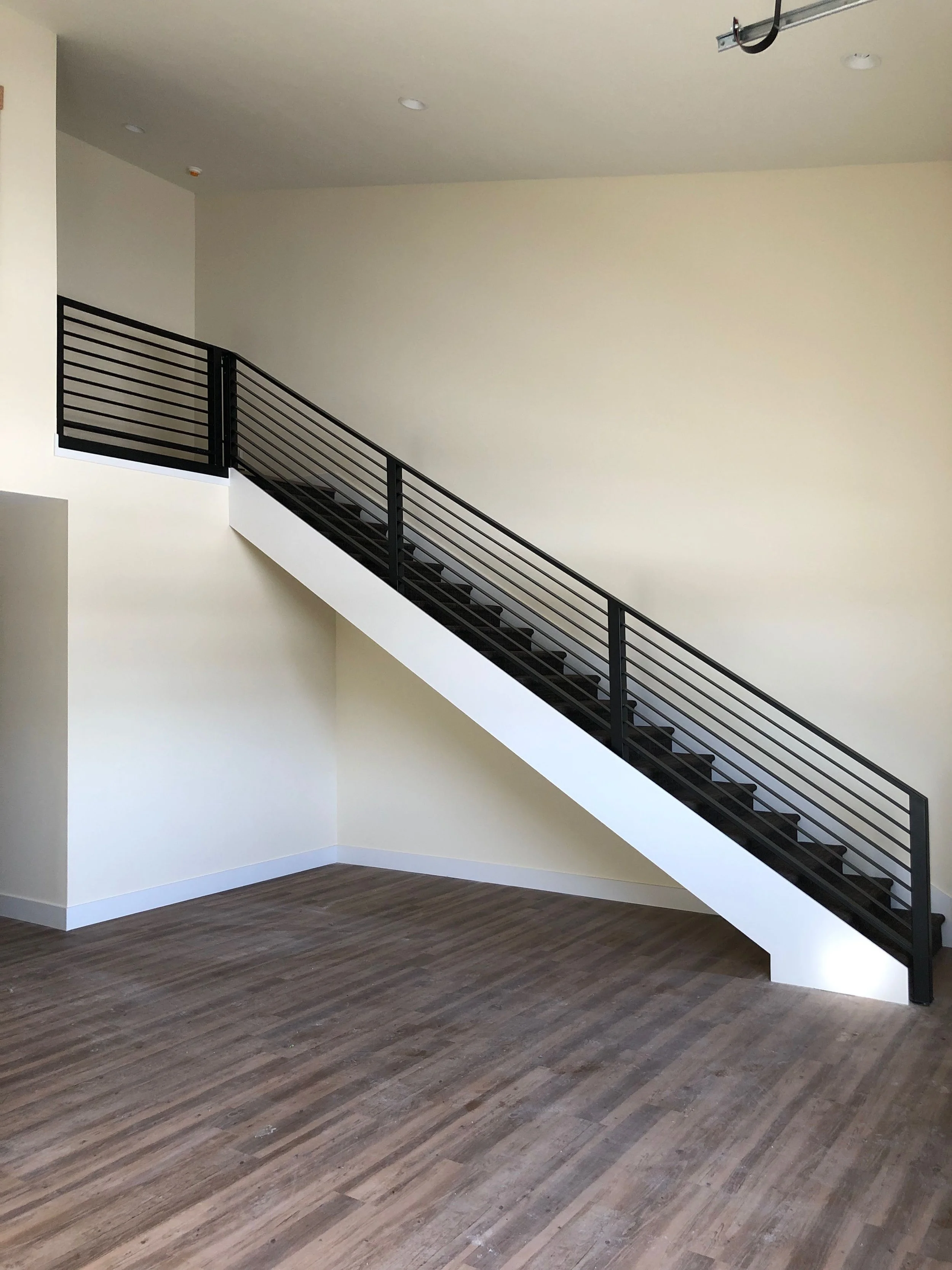 Bridge District, commercial railing