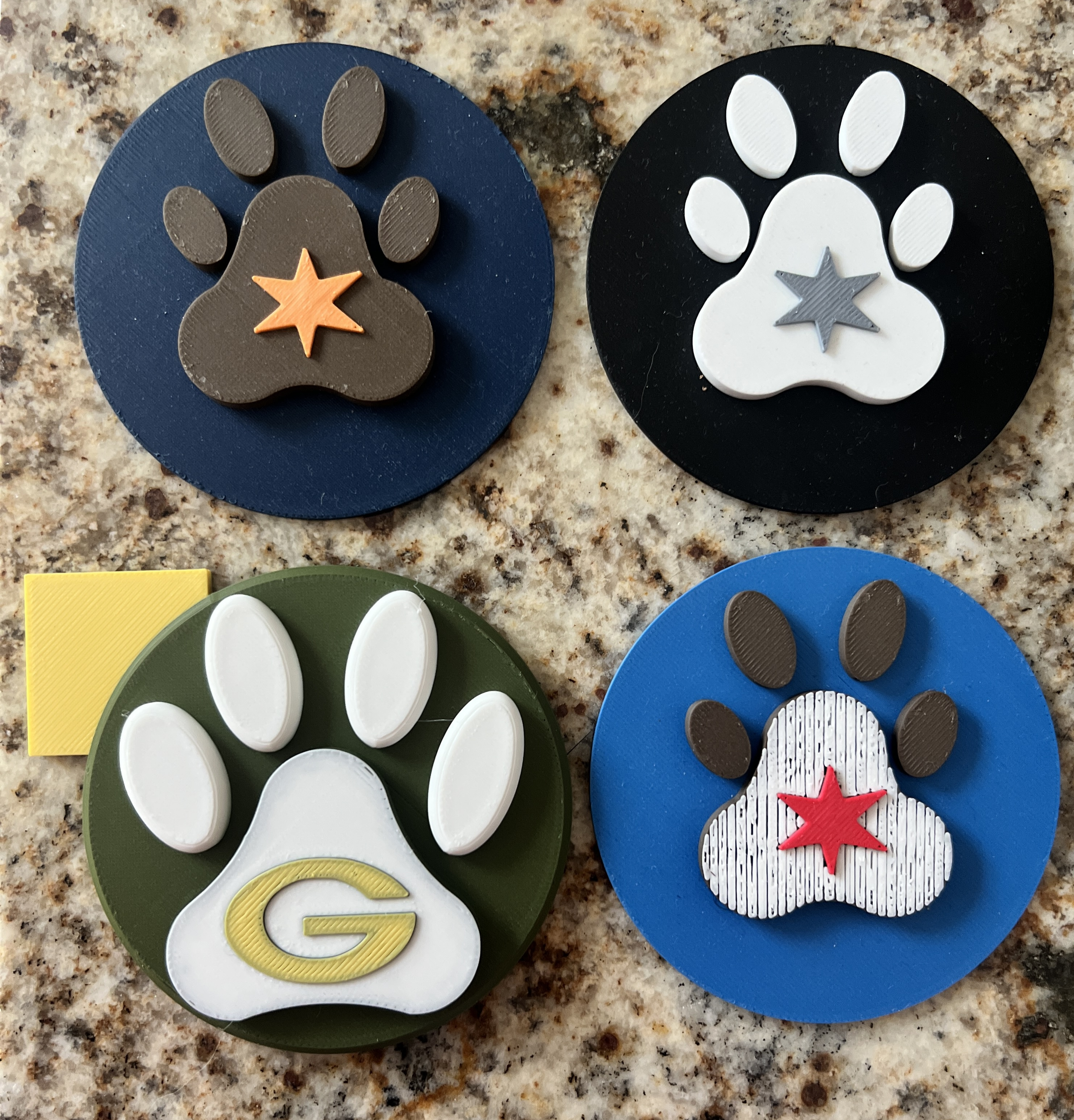 Dog paw magnets.PNG