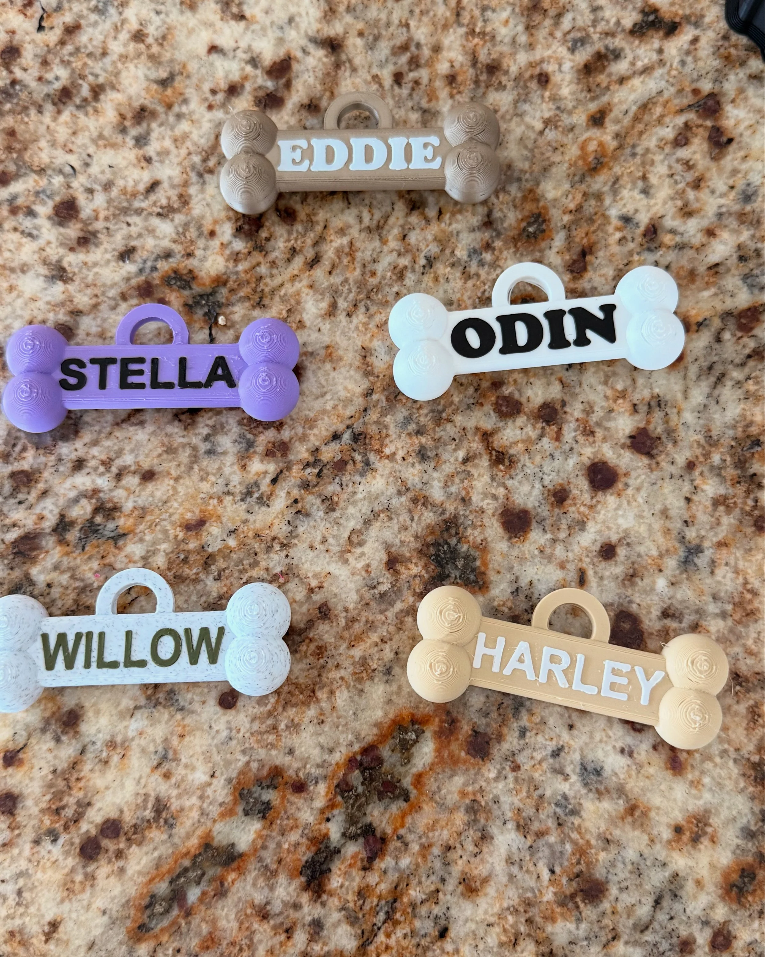 Custom dog tags/keychains