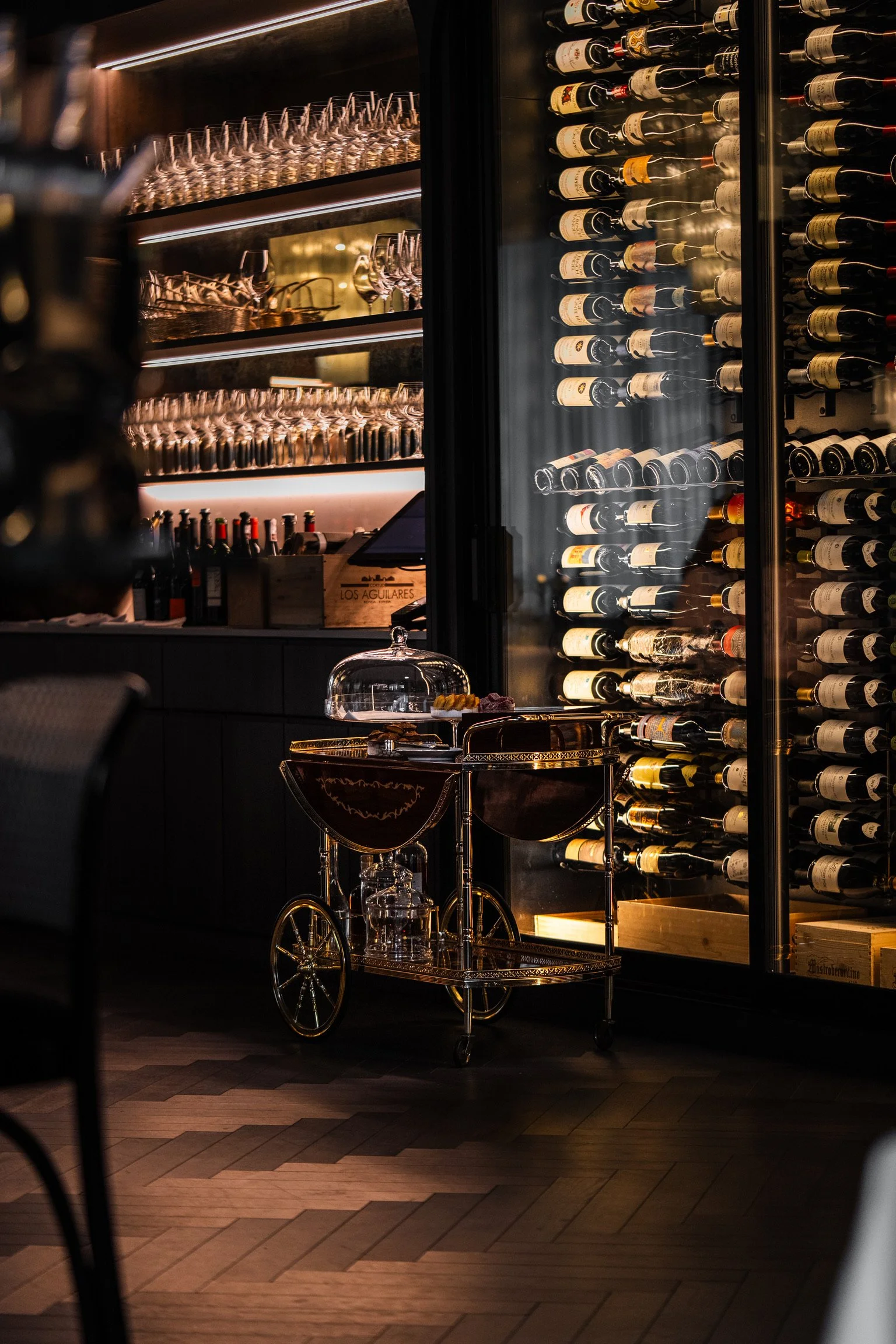 Meny | Book Your Dining Experience Today — Restaurant Cru