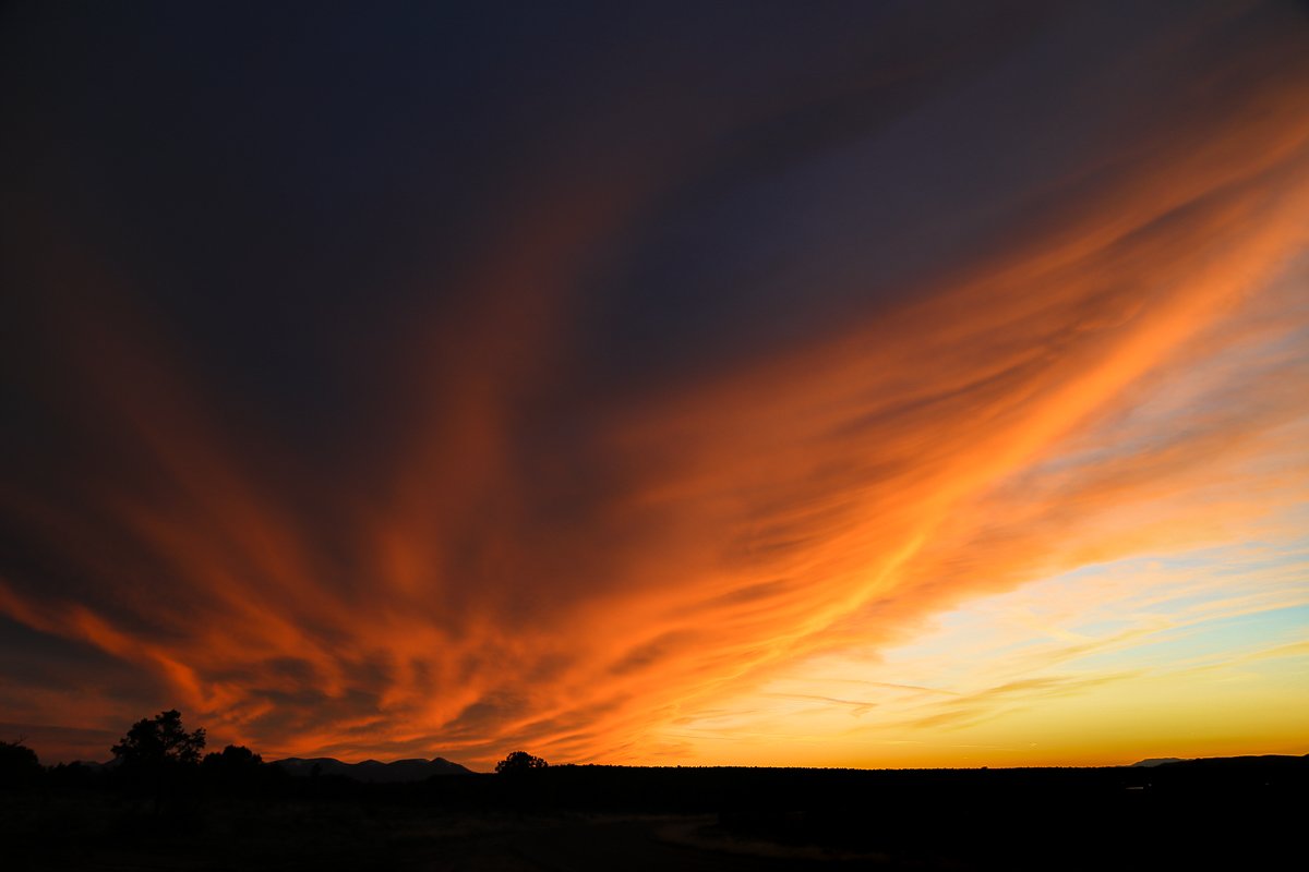 A golden sunset fills the sky above Payson. 