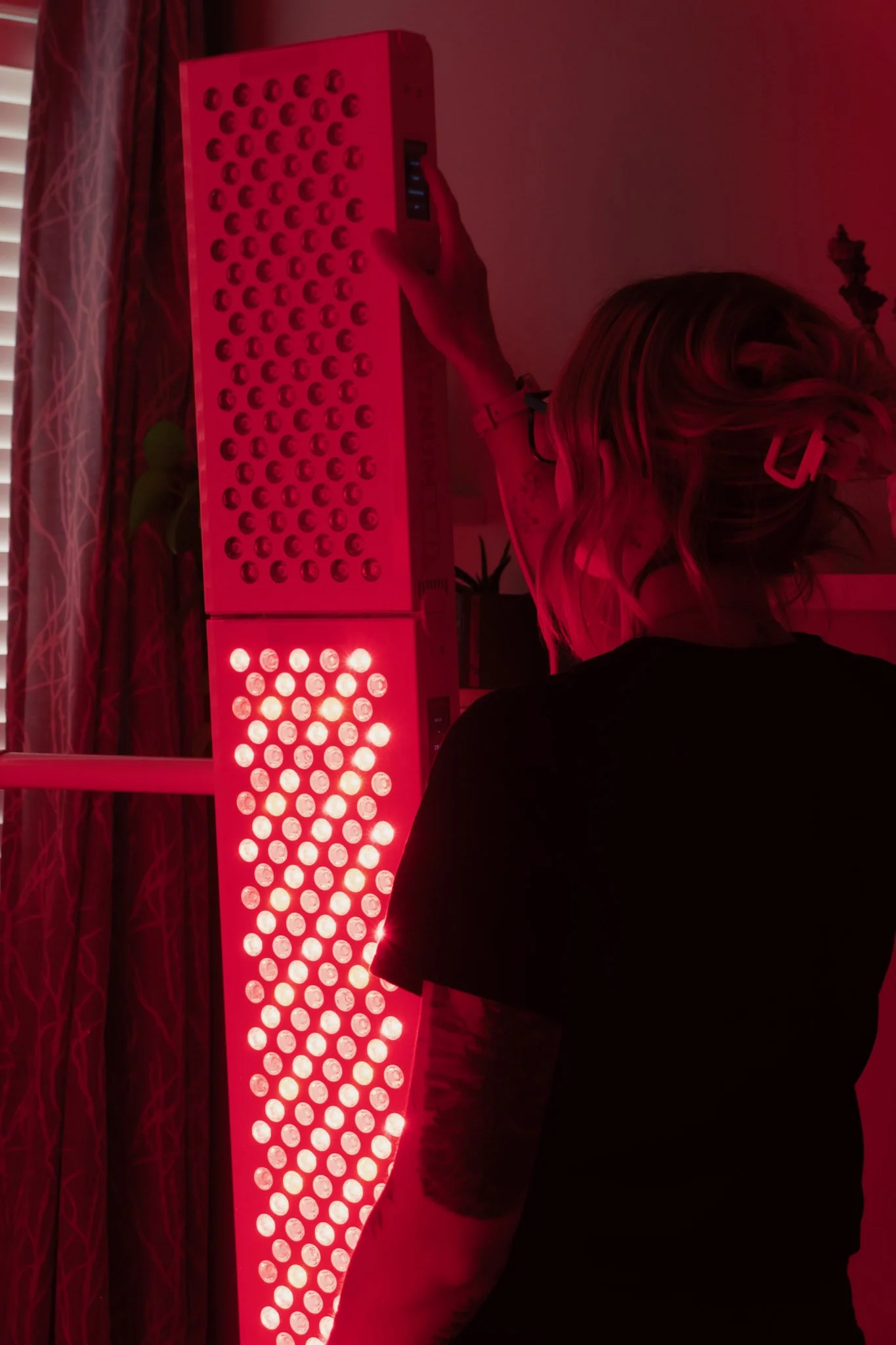 Acupuncture with red light therapy in Okotoks Alberta