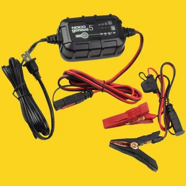 No-Lift-System-Noco-Genius-5-charger-2-600x600.webp