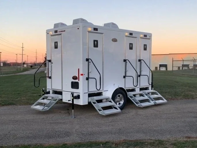 4-Stall restroom trailer rental Tucson, AZ