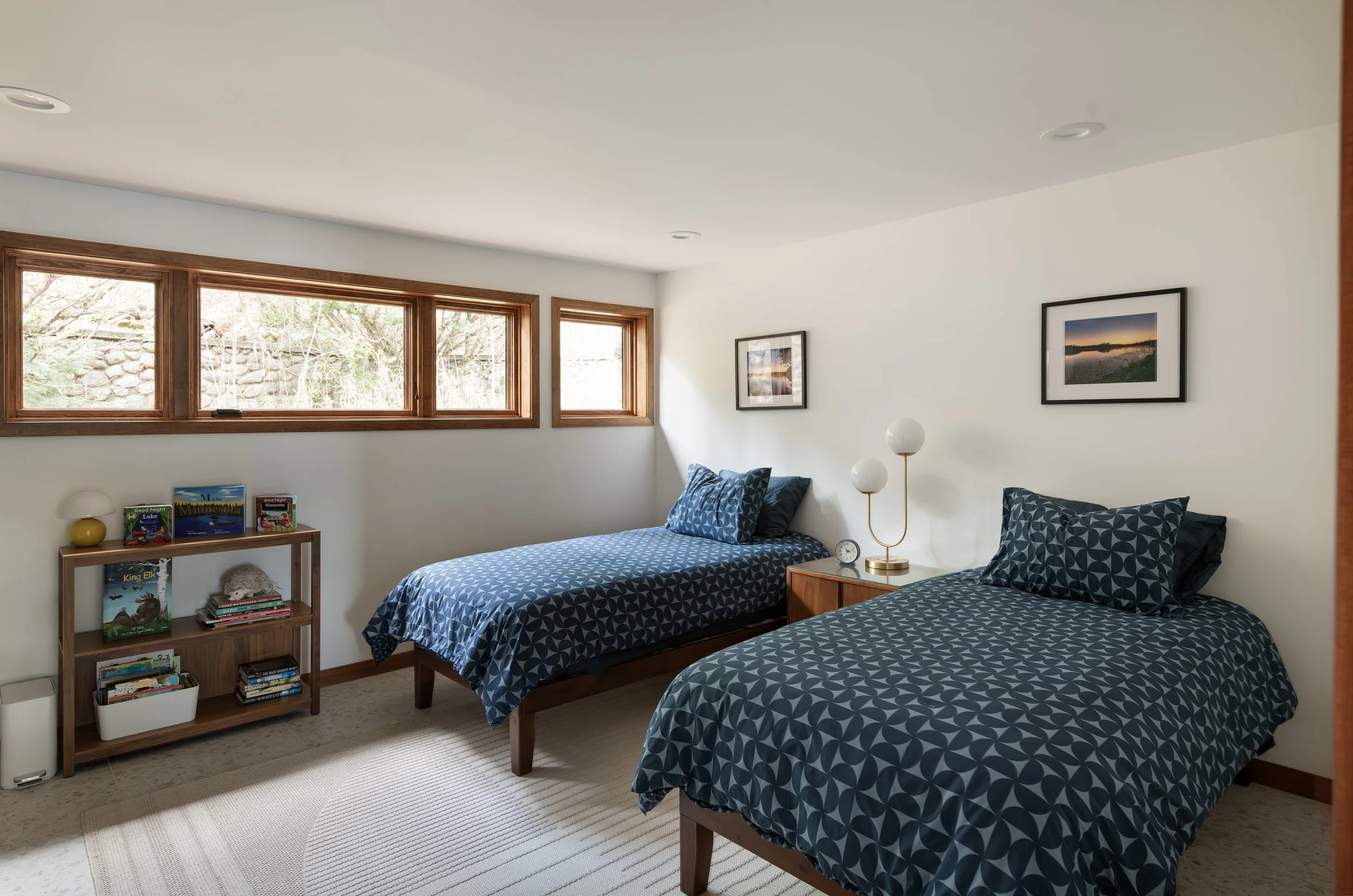 20251026-LODGING-MidMod Minnesota Lakehouse-84.jpg