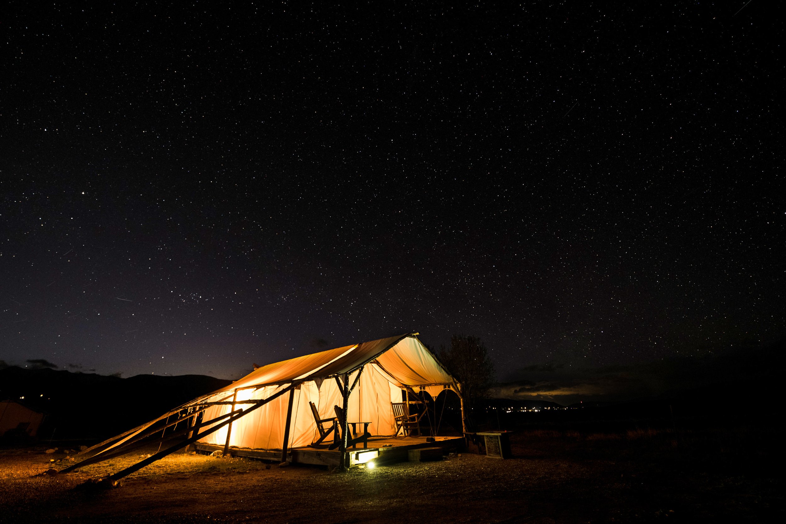 Night shot at Yellowstone Dreamin Retreat