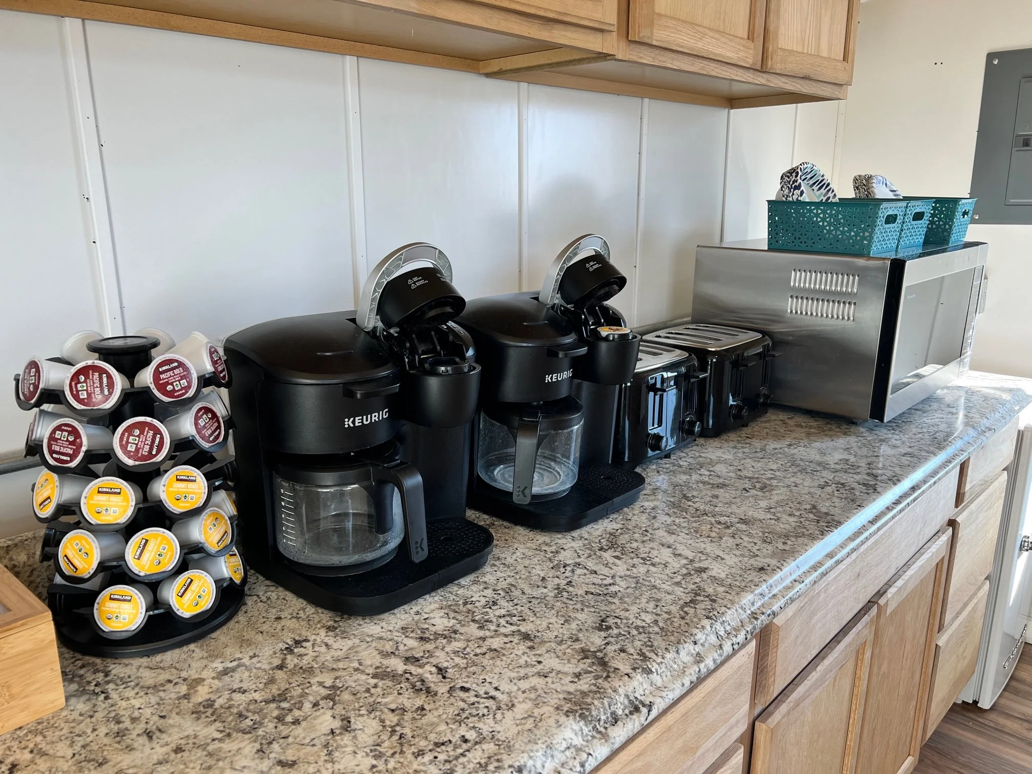 Keurig machines and microwave in guest kitchen