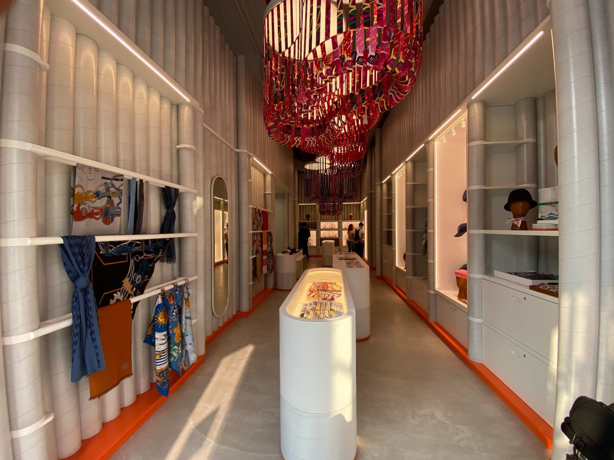 Hermes 91 n6th.jpeg