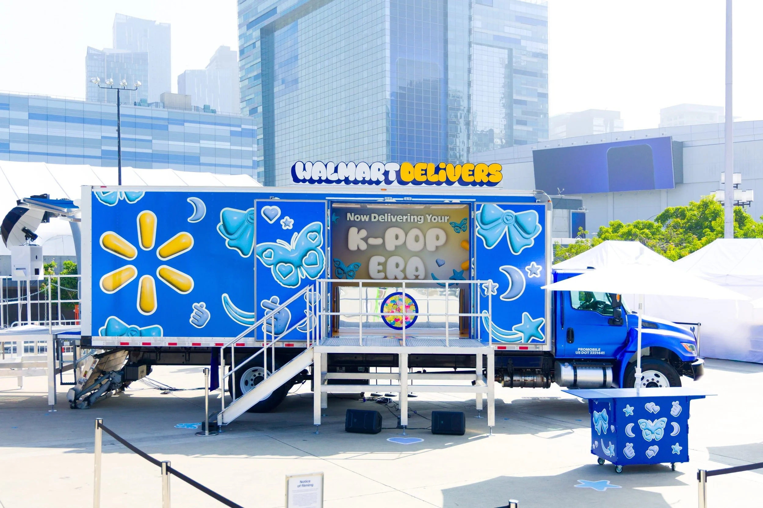 68c9d4a68e14c530215a1dfb_01 Walmart x Giant Spoon - Bednark.jpg
