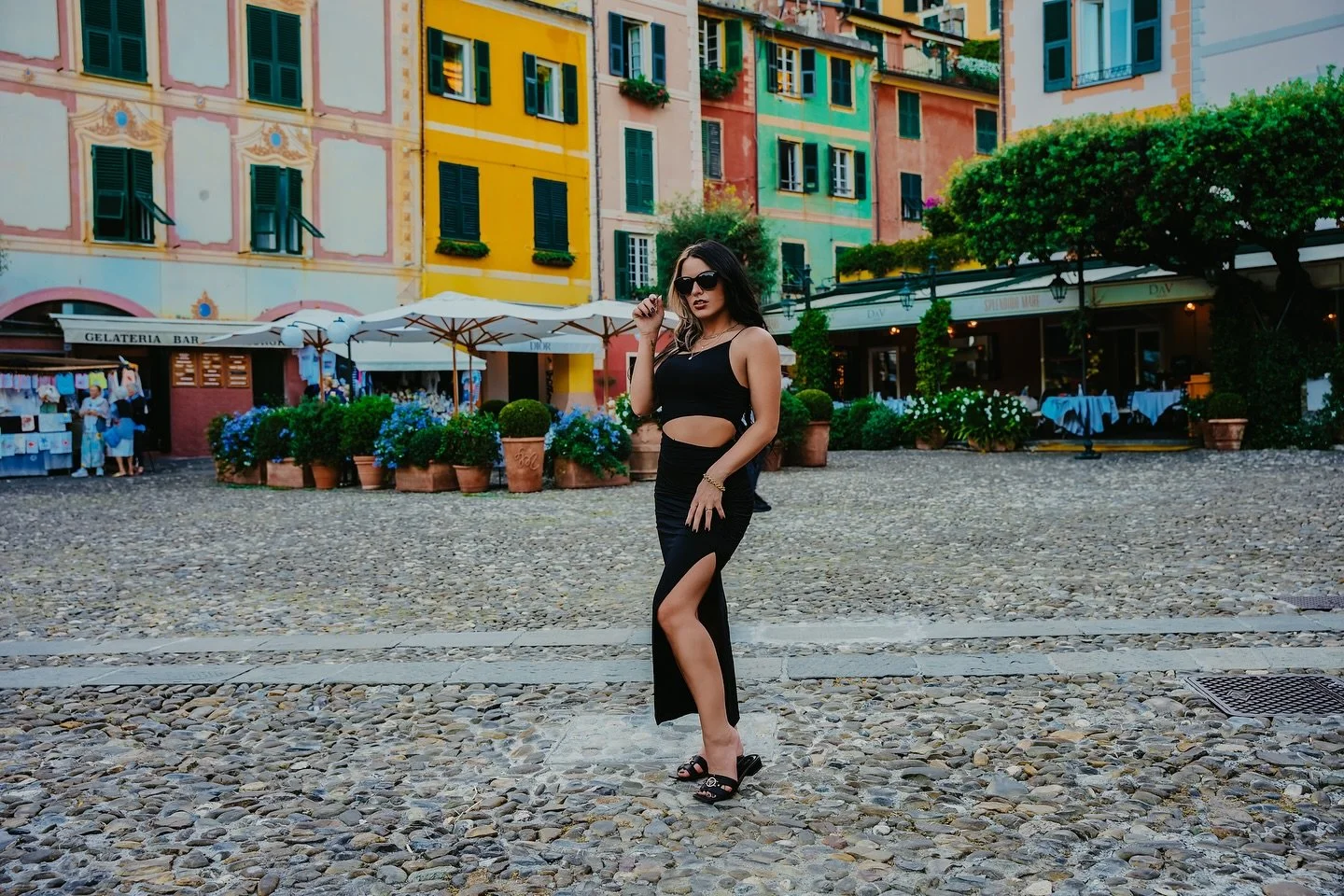 Postcards from Portofino 🛥️✨

Save this post to plan the perfect afternoon on the Italian Riviera👇

📍 Start at Piazzetta di Portofino &ndash; Grab a coffee or gelato, do some shopping, and soak in the pastel-colored charm of this iconic harbor. 

