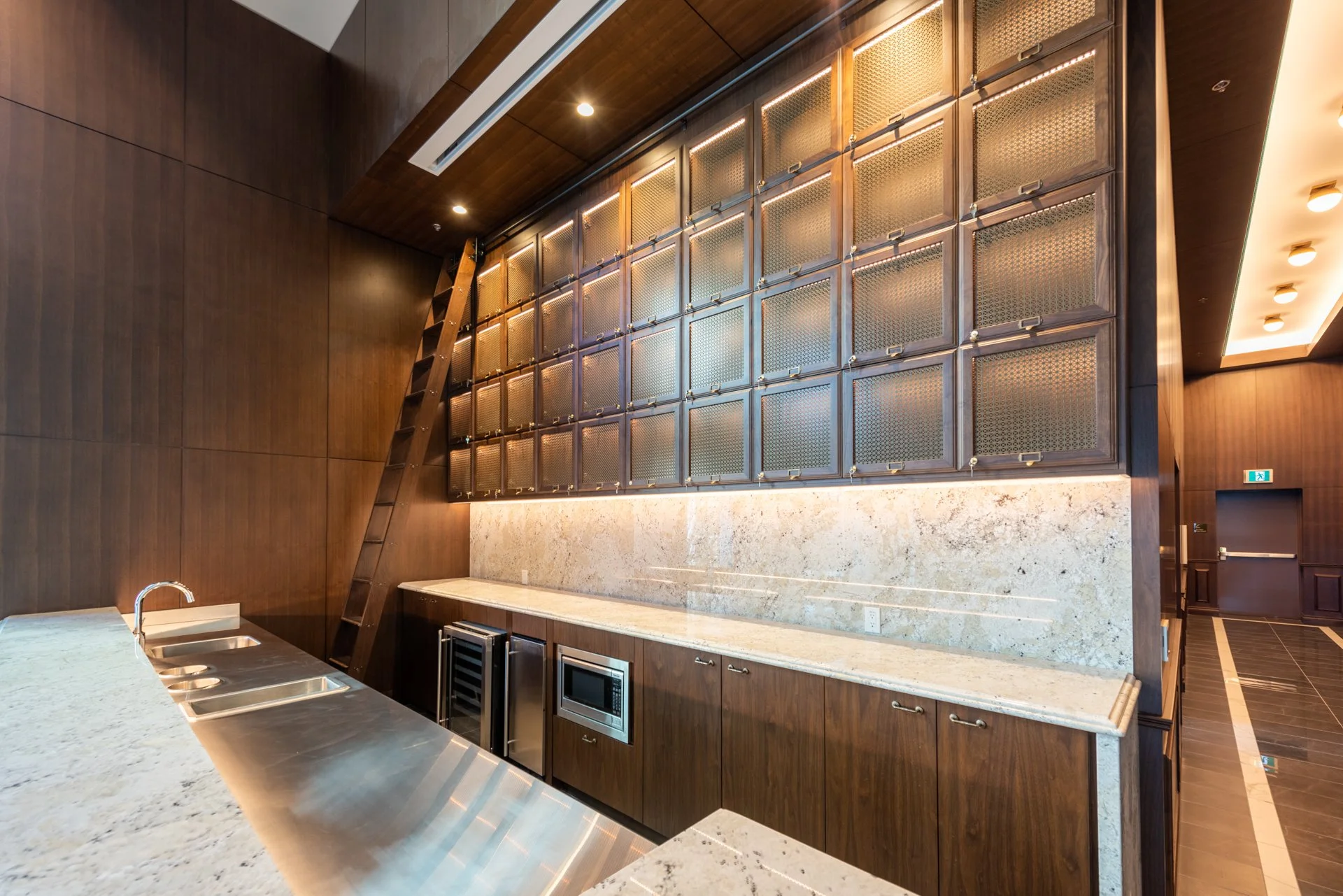 VMC-interior-4.jpg