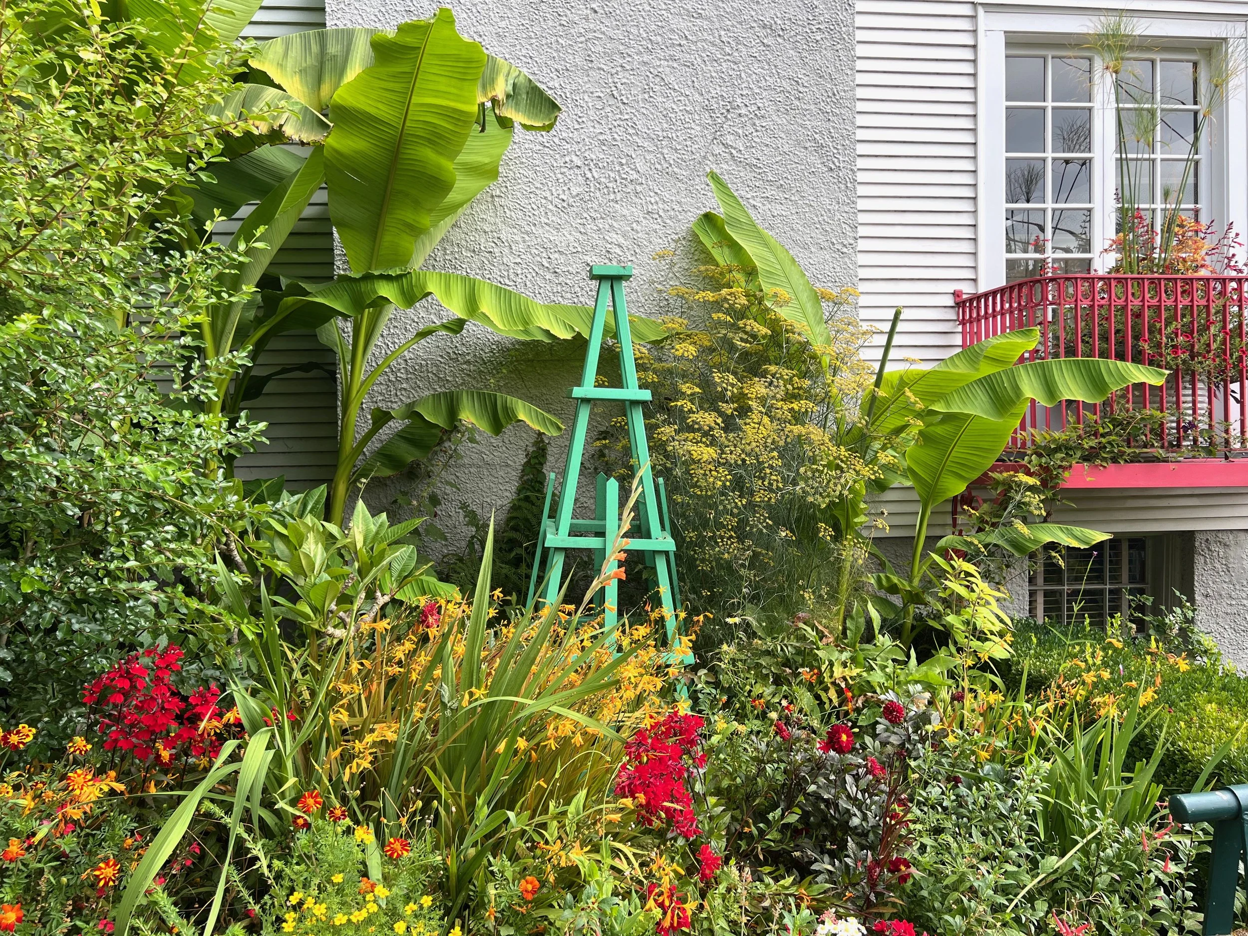 Maximalist garden design by Garden Riot Designs, Columbia River Gorge