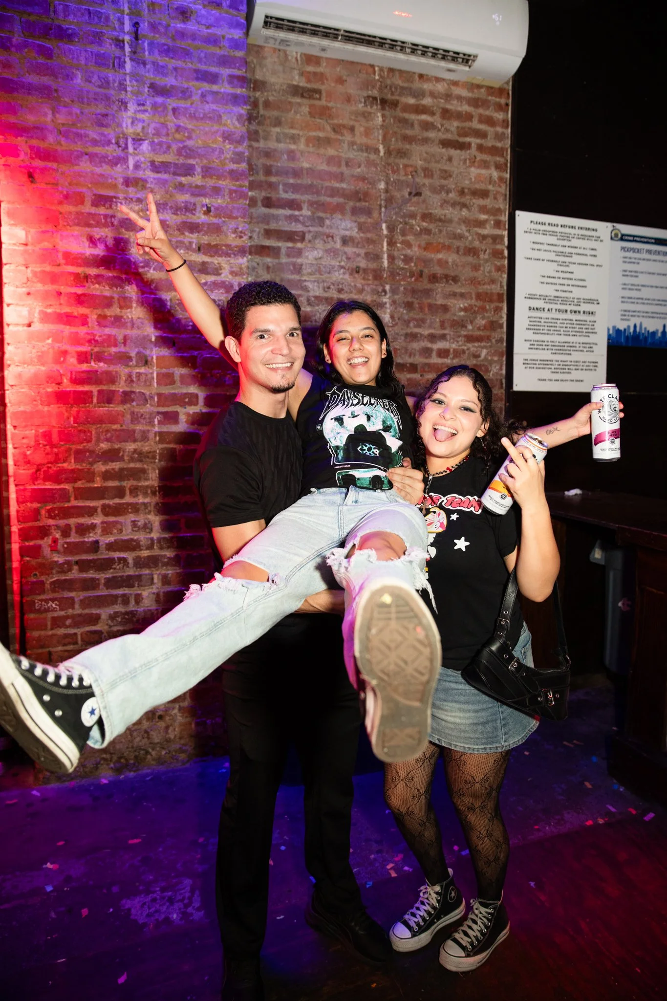 HOUSEOFHEAVY43.jpg