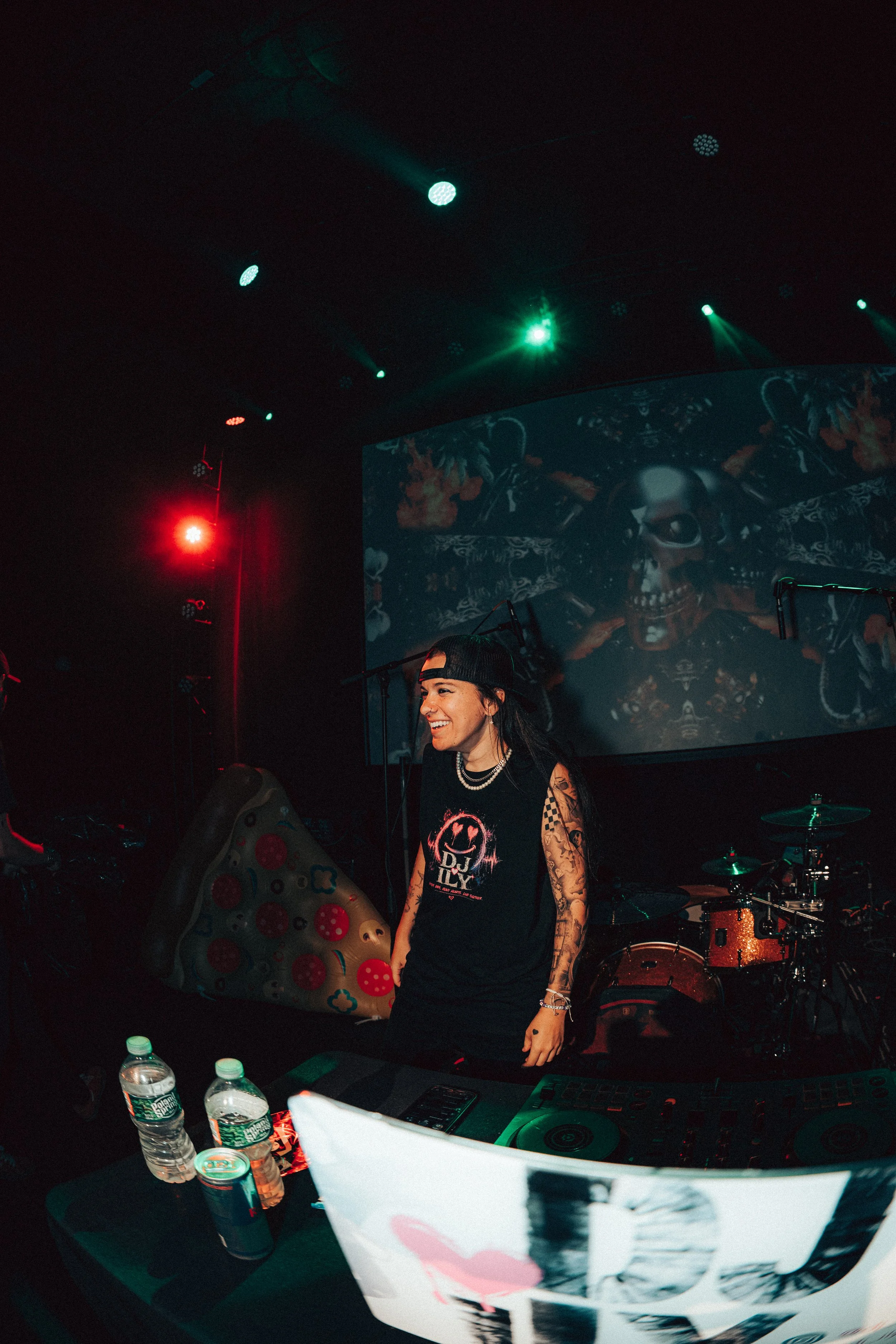 by @Danielzvisual-24.jpg