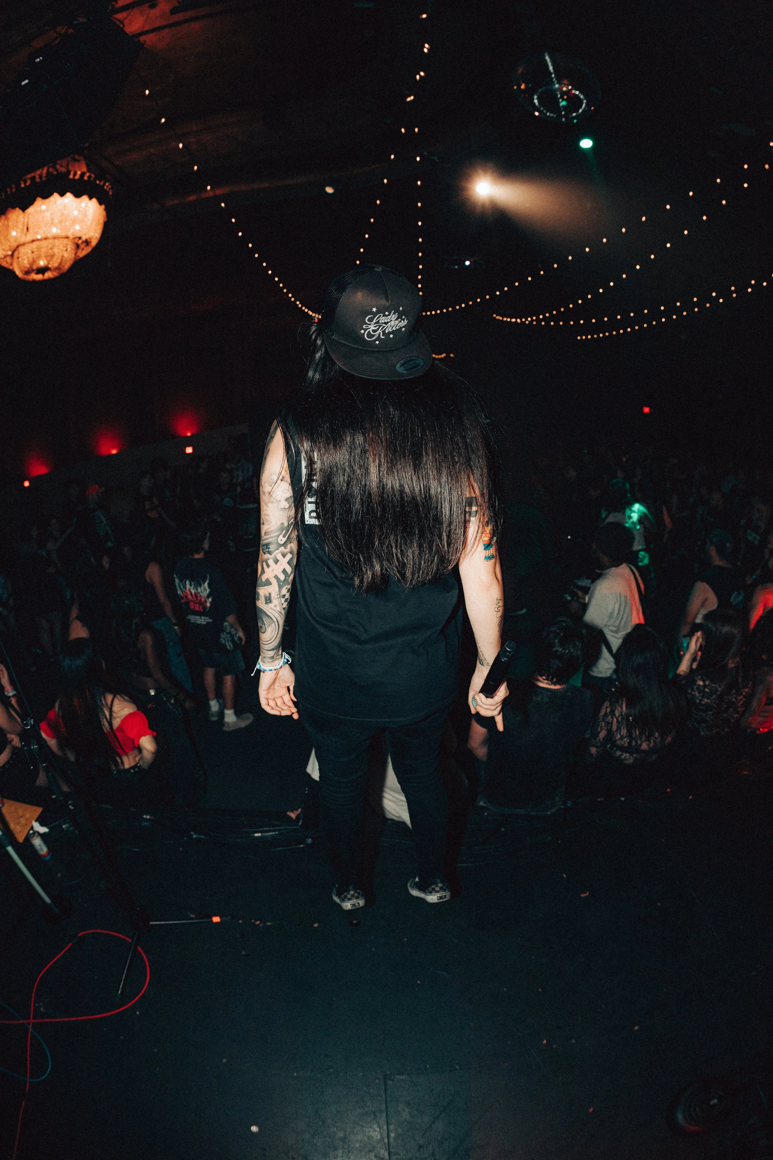 by @Danielzvisual-23.jpg