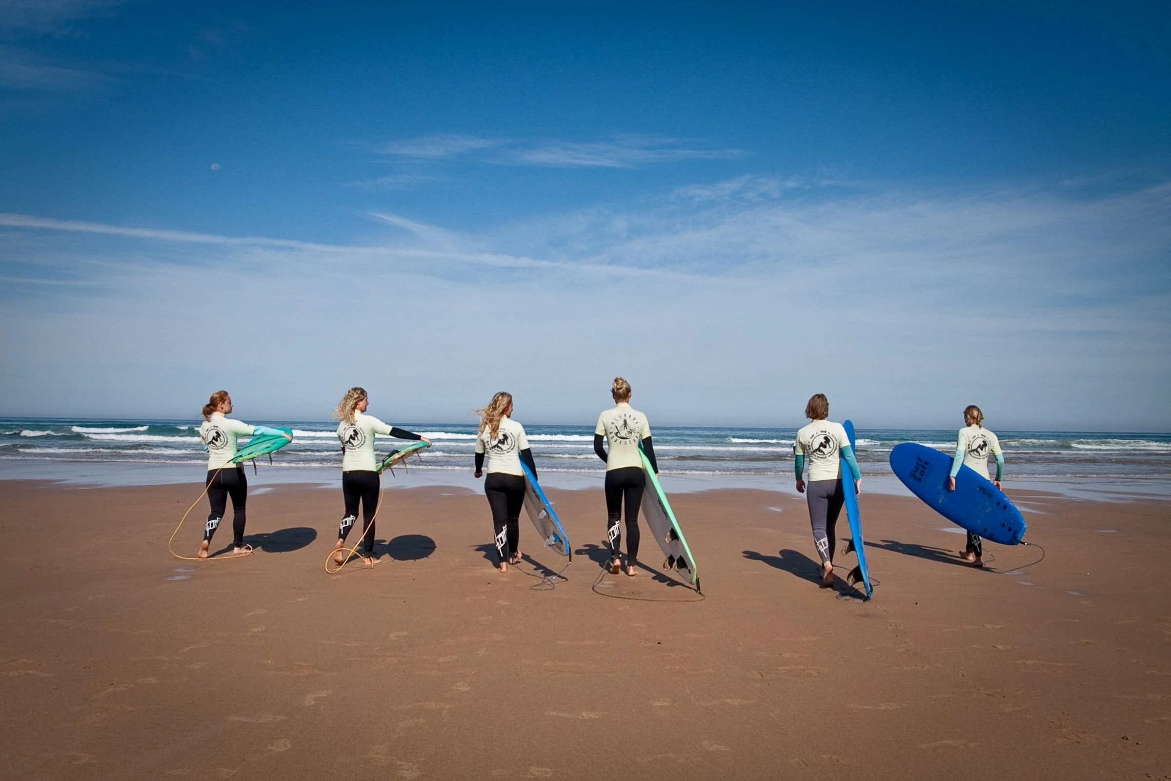 surfing portugal website-31.jpg