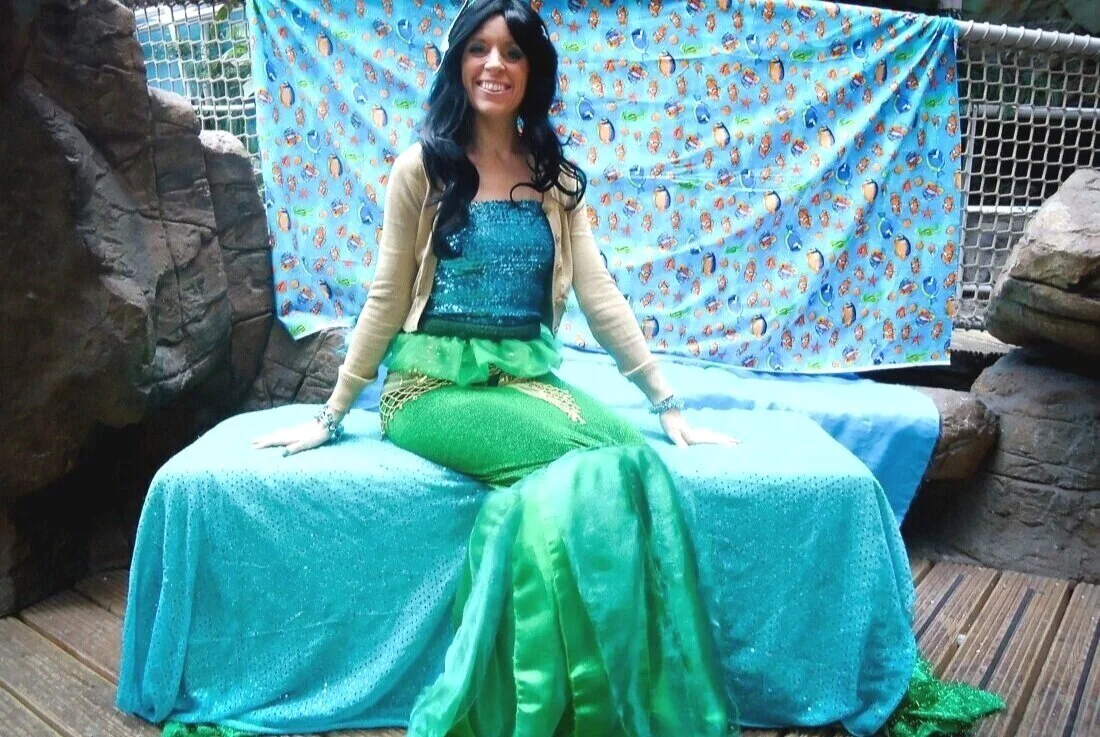 Michelle Cassar as Mermaid with a Message Enviro-Mentor tapping.jpg