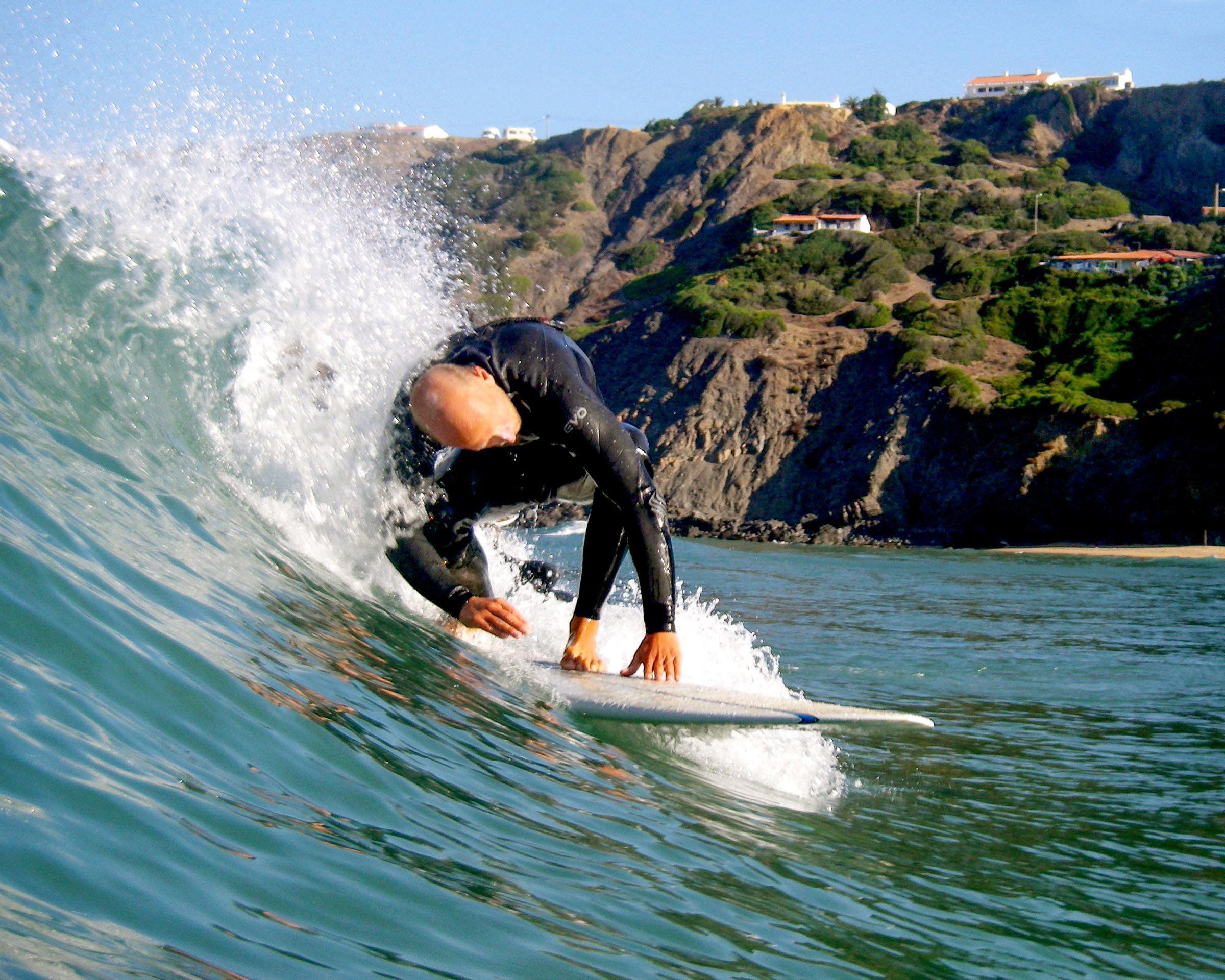 surfing portugal website-1-2.jpg