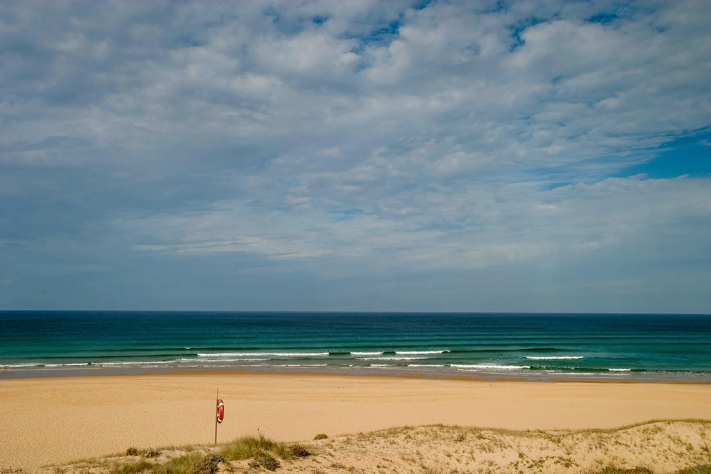 surfing portugal website-2.jpg