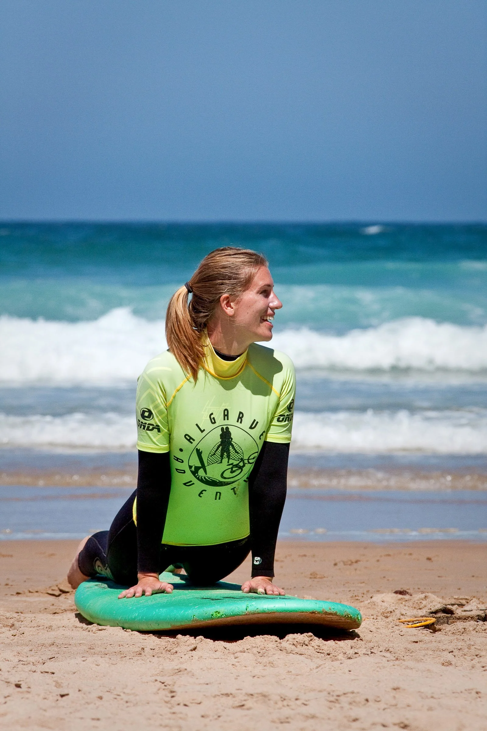 surfing portugal website-16.jpg