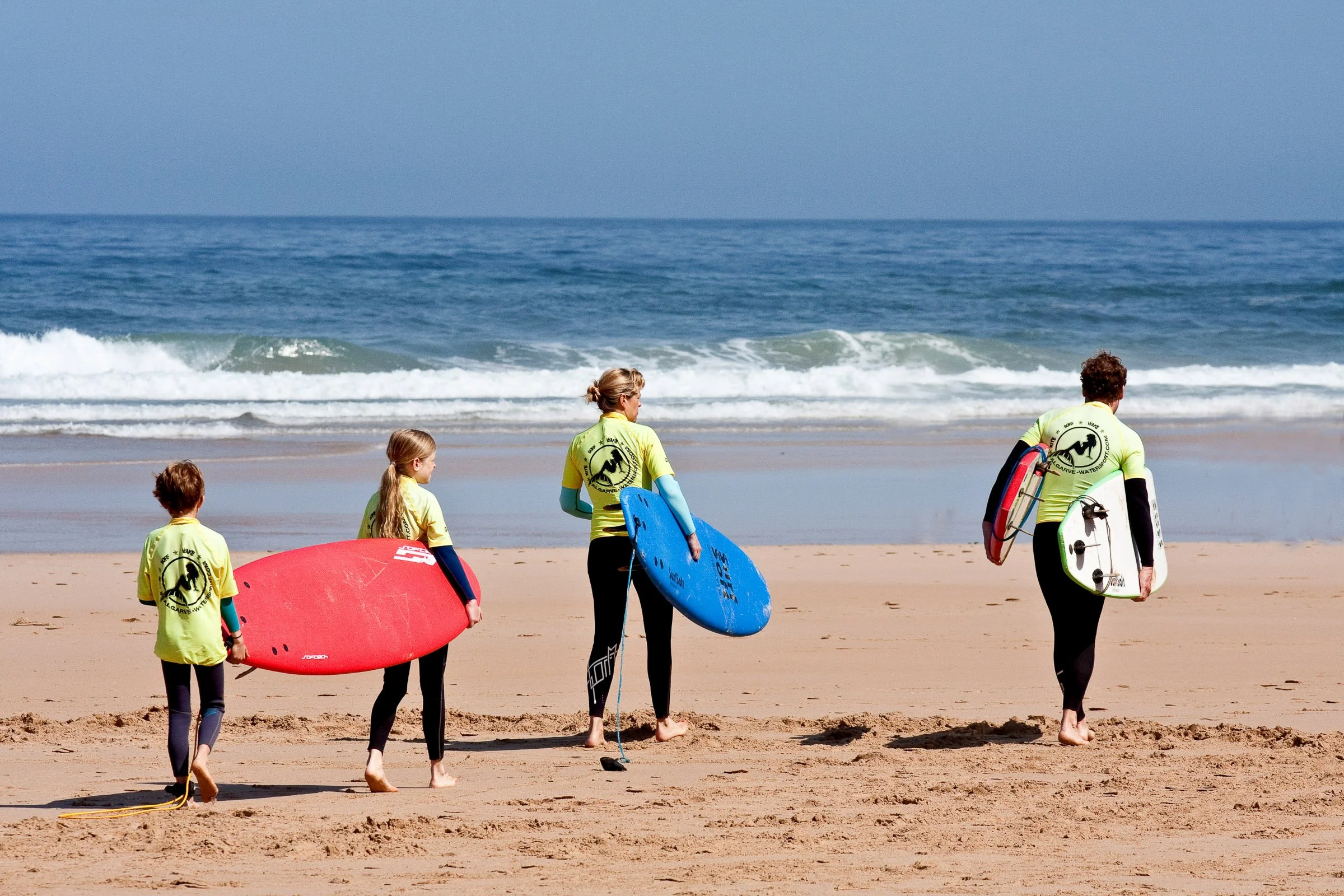 surfing portugal website-13.jpg