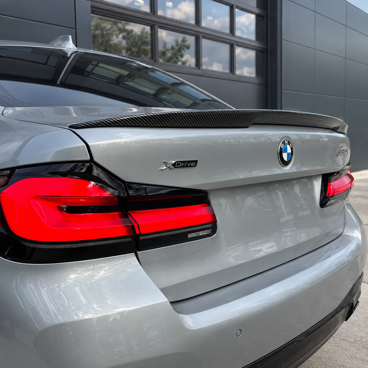 G30/F90 M Performance-Style Trunk Spoiler V5