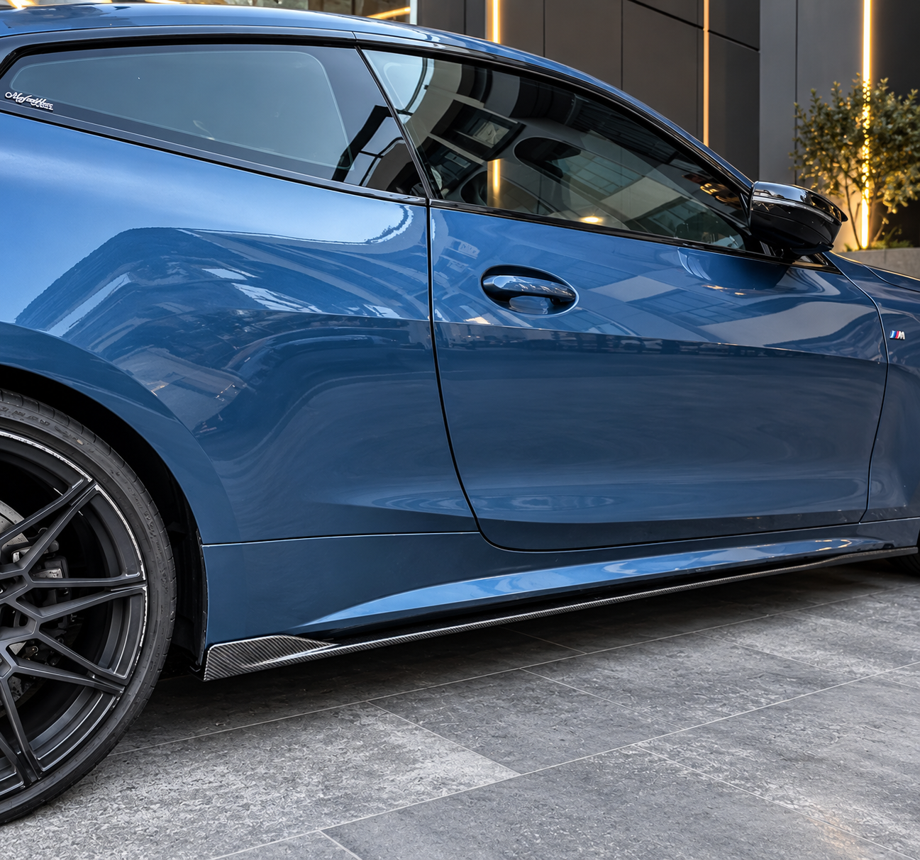 G22/G23 M-Style 1-Piece Side Skirts