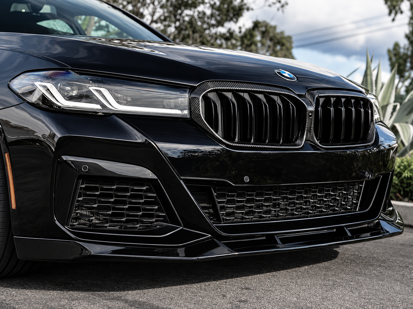 G30 LCI M-Style Front Lip V1