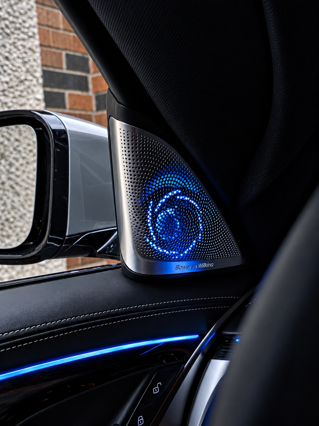 G30/F90 Bowers & Wilkins-Style Ambient Speaker Covers