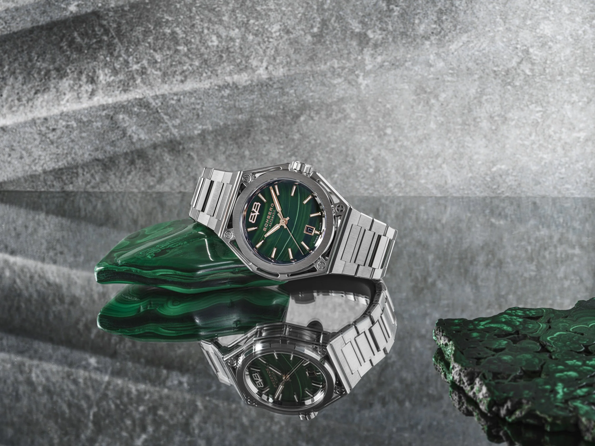 GREEN WATCH MIRROR BASE LAYERS V1 copy.jpeg
