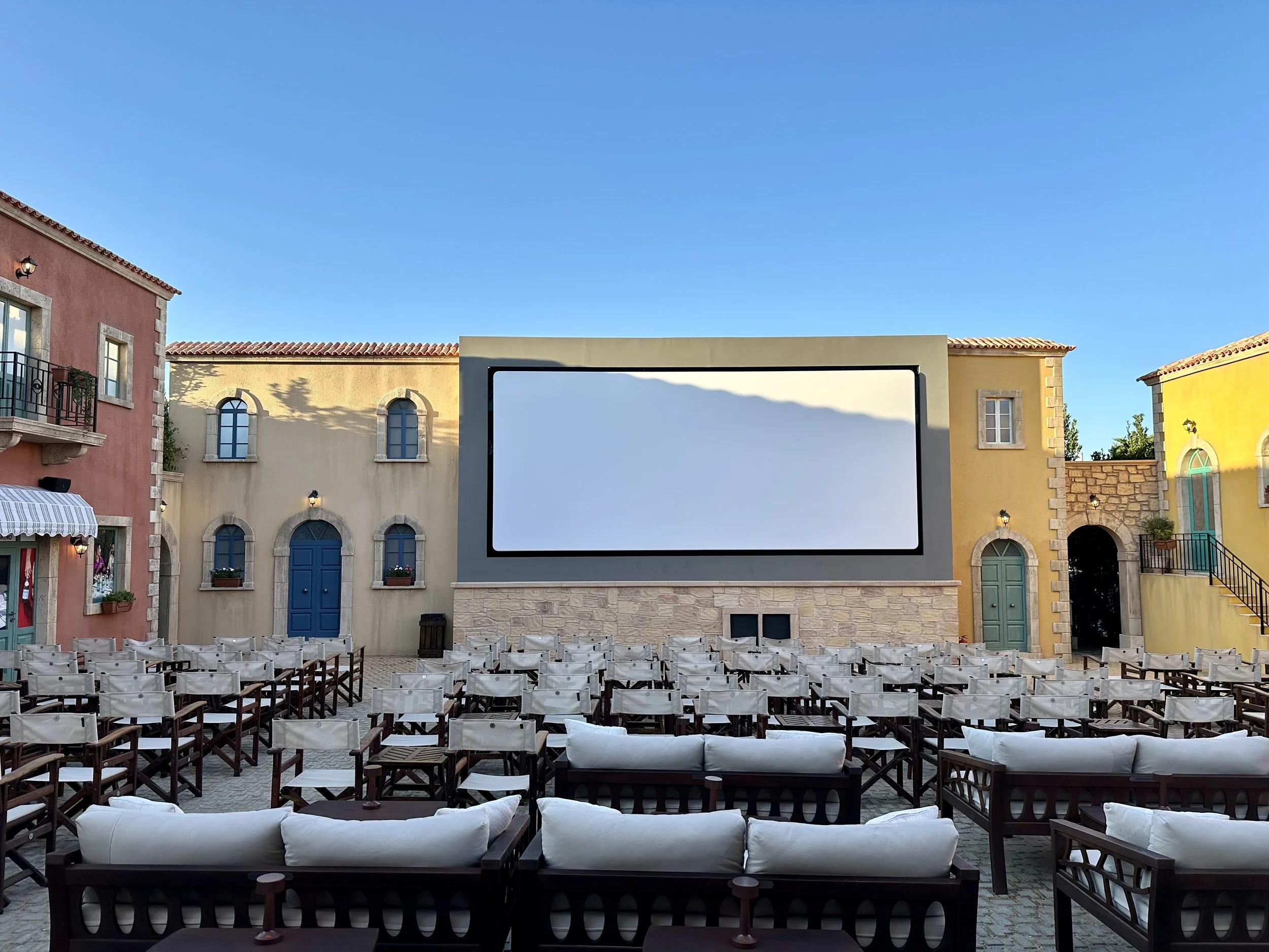 OPTIONS CINEMAS - PIAZZA