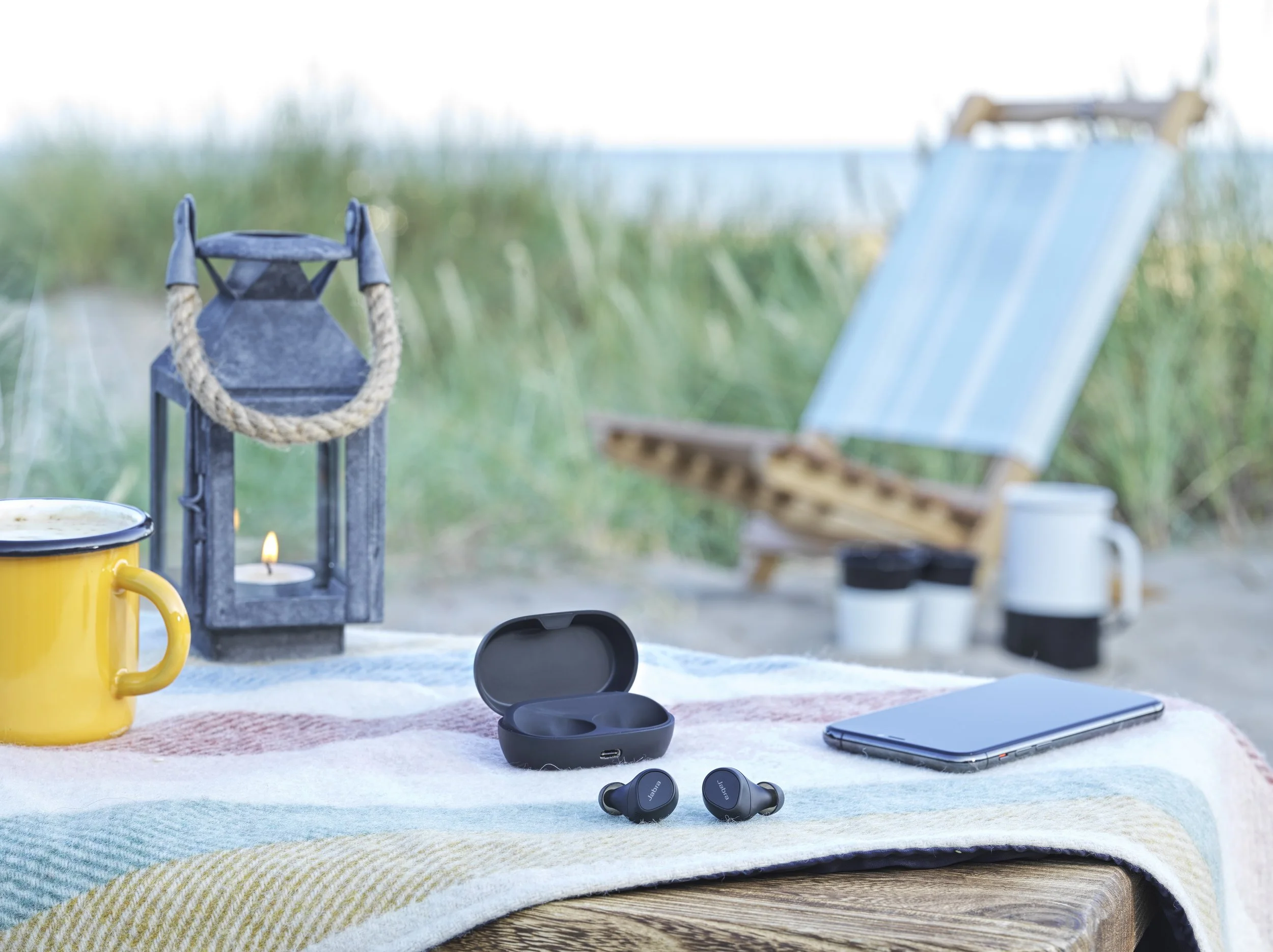 BLK DECK CHAIR SOFT CASE OPEN 1 copy 2.jpeg