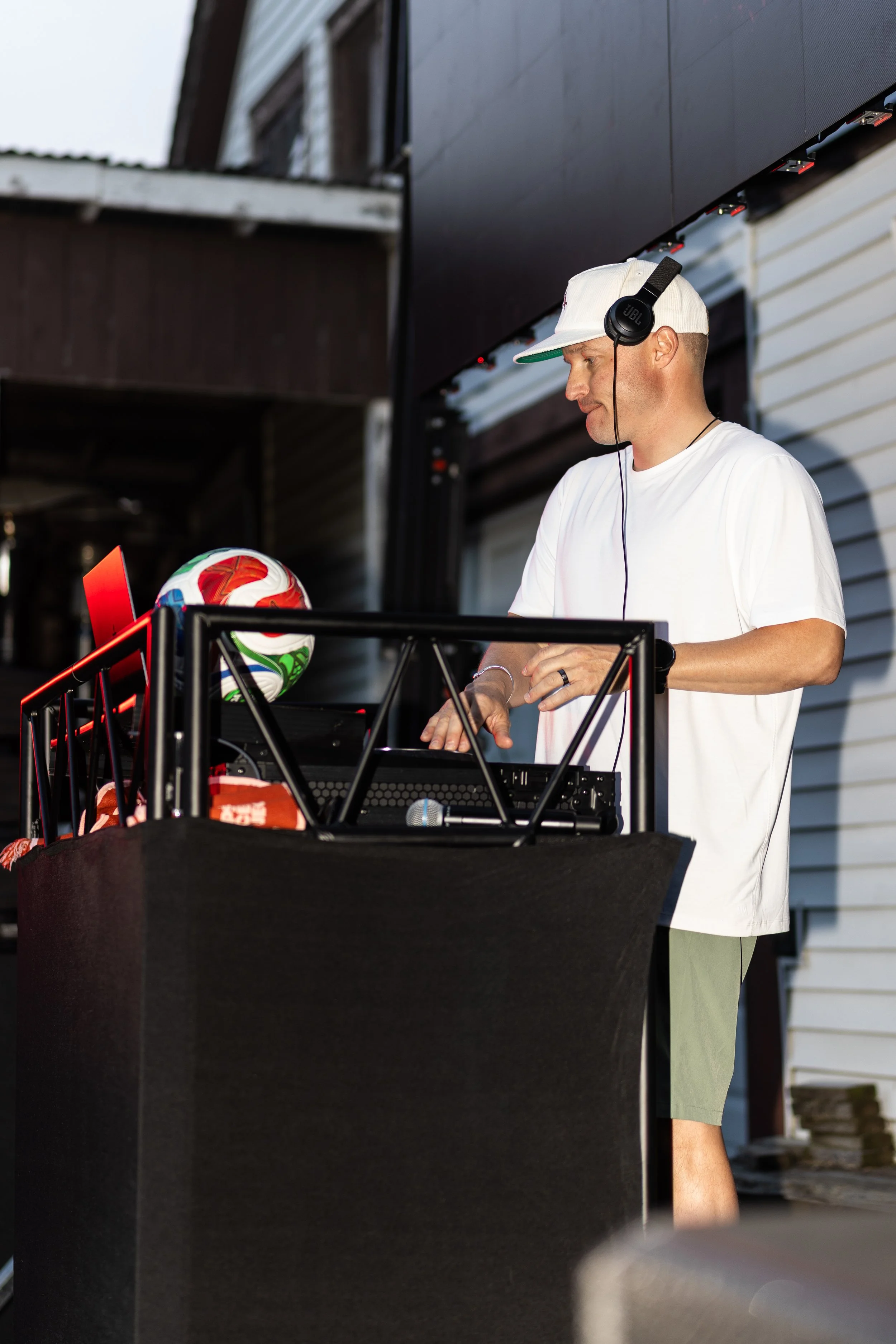 AEM_20266120095.jpg
