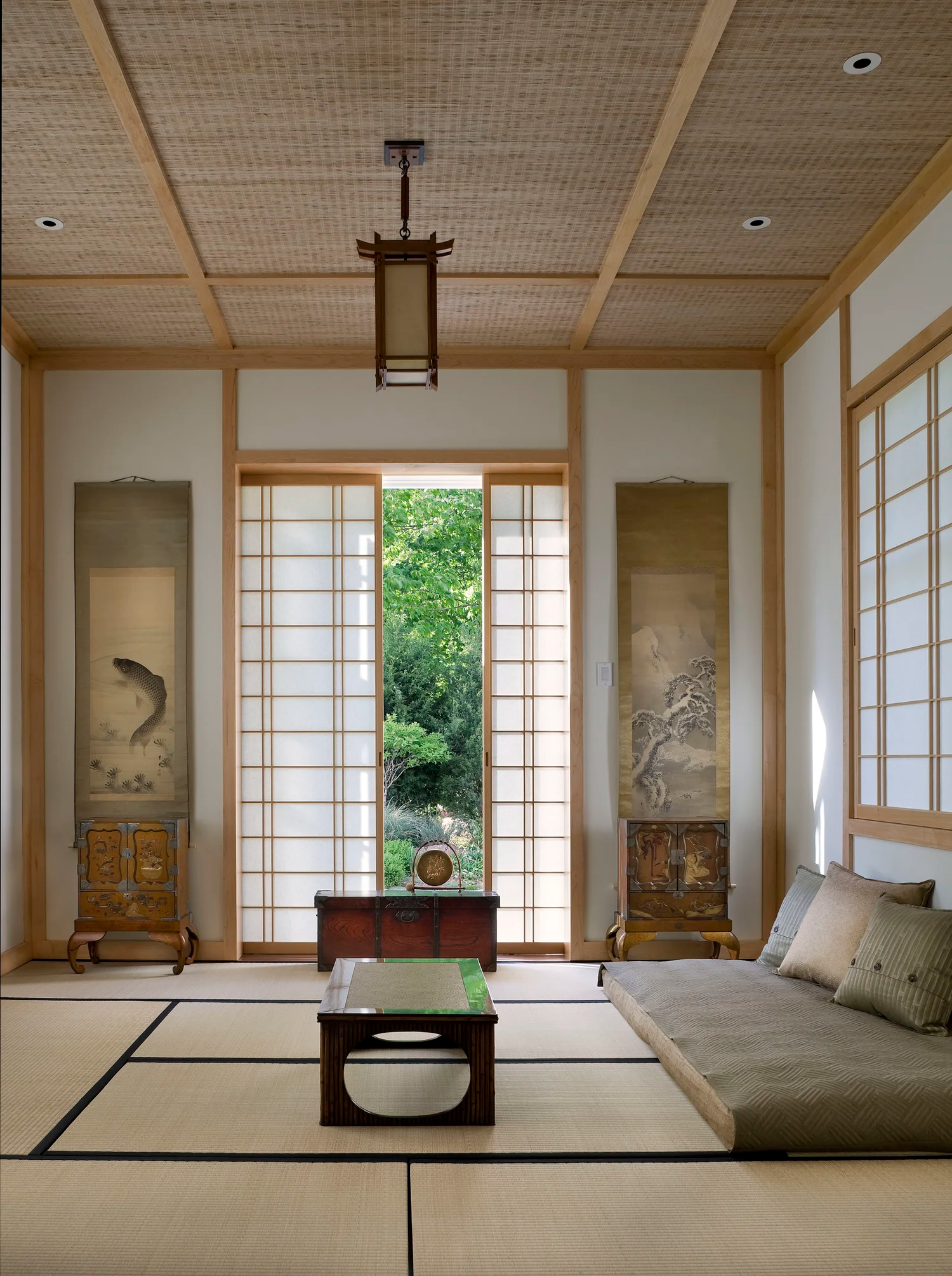 Tatami Room